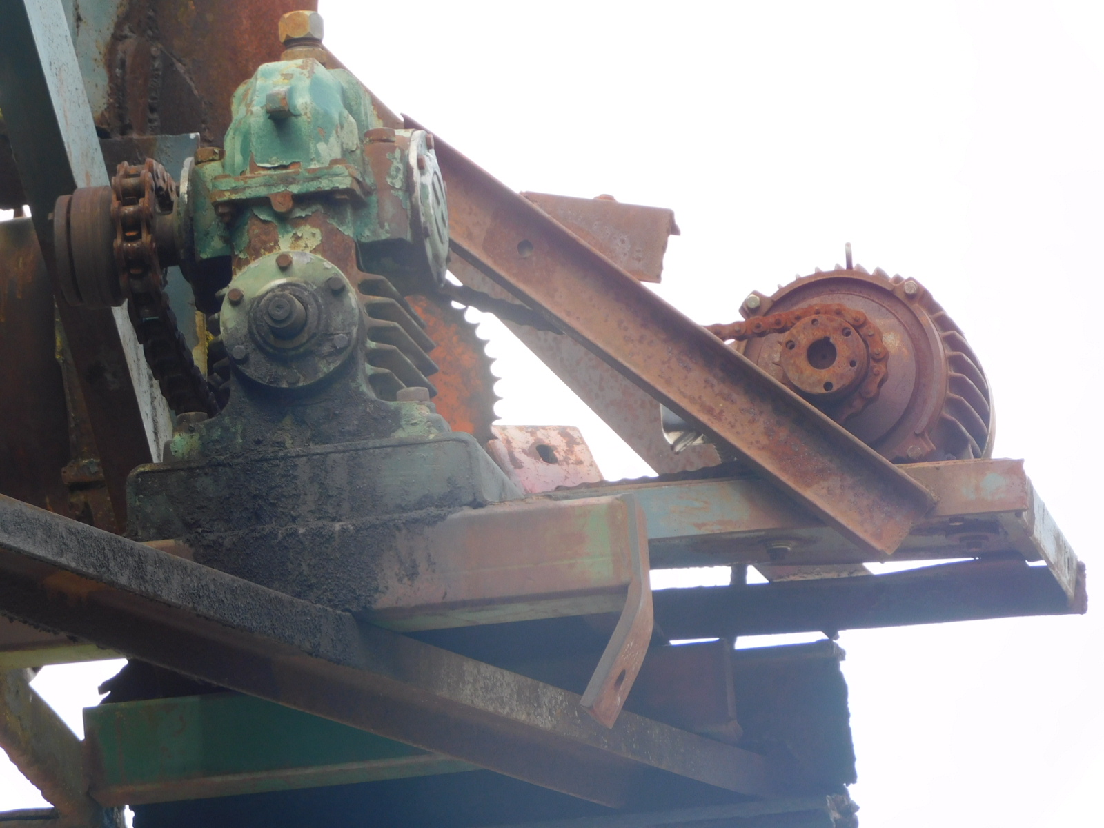 PAST Auction- Pole Peeling Mill, Log Lathe & Sawmill 