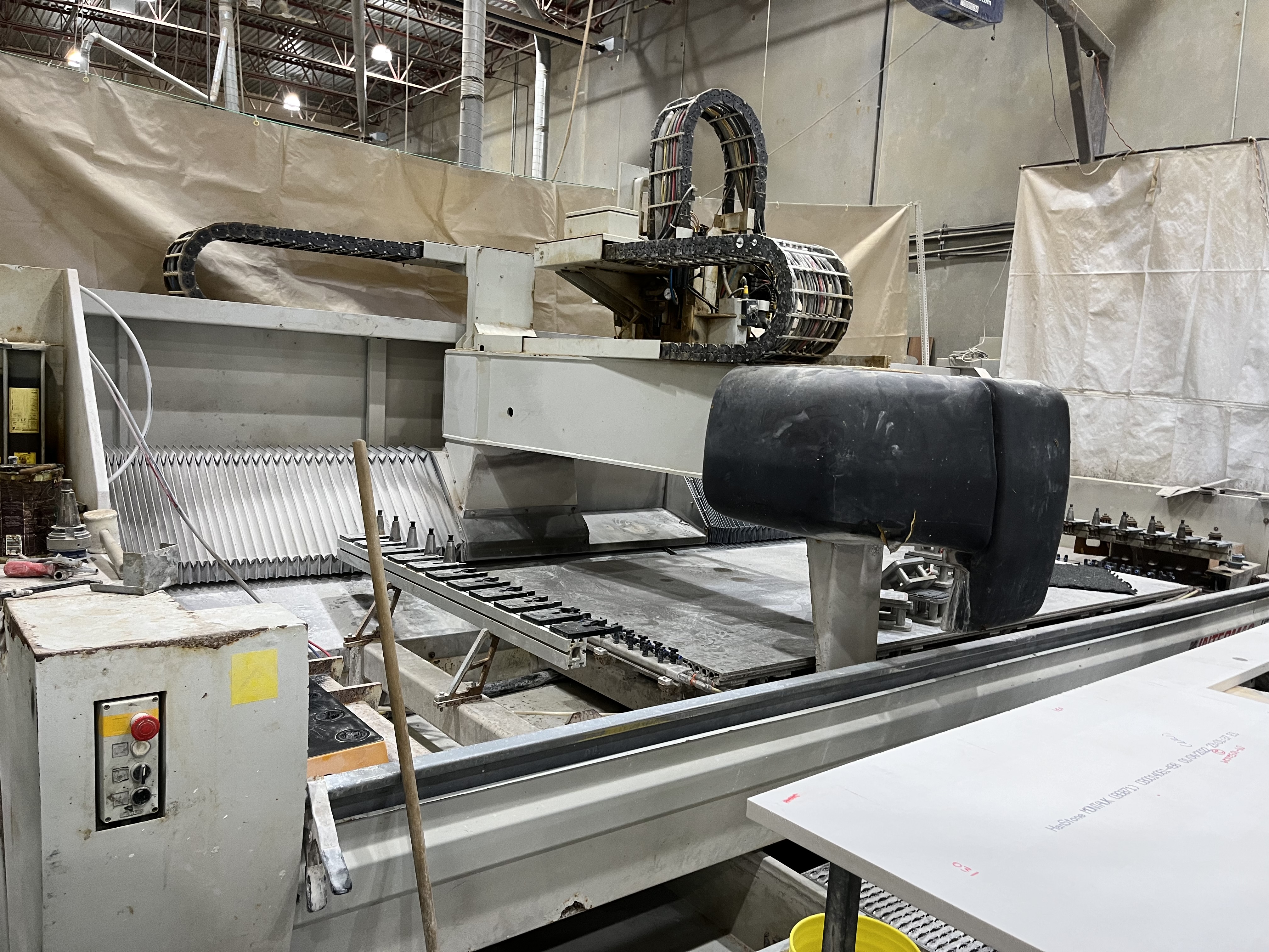 PAST Auction- Major Supplier & Fabricator of Tile & Slabs