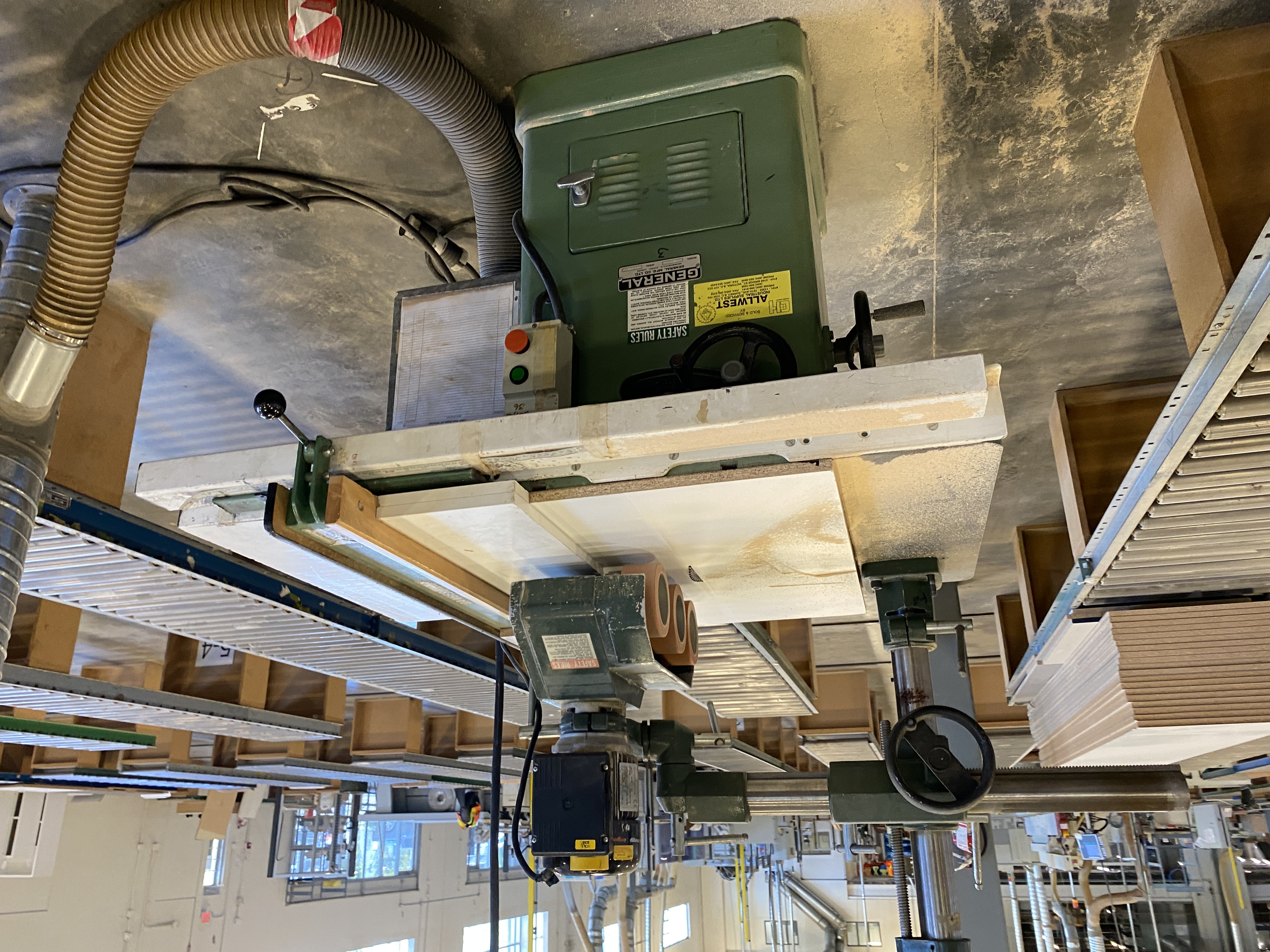 PAST Auction- Euro-Rite Cabinets 