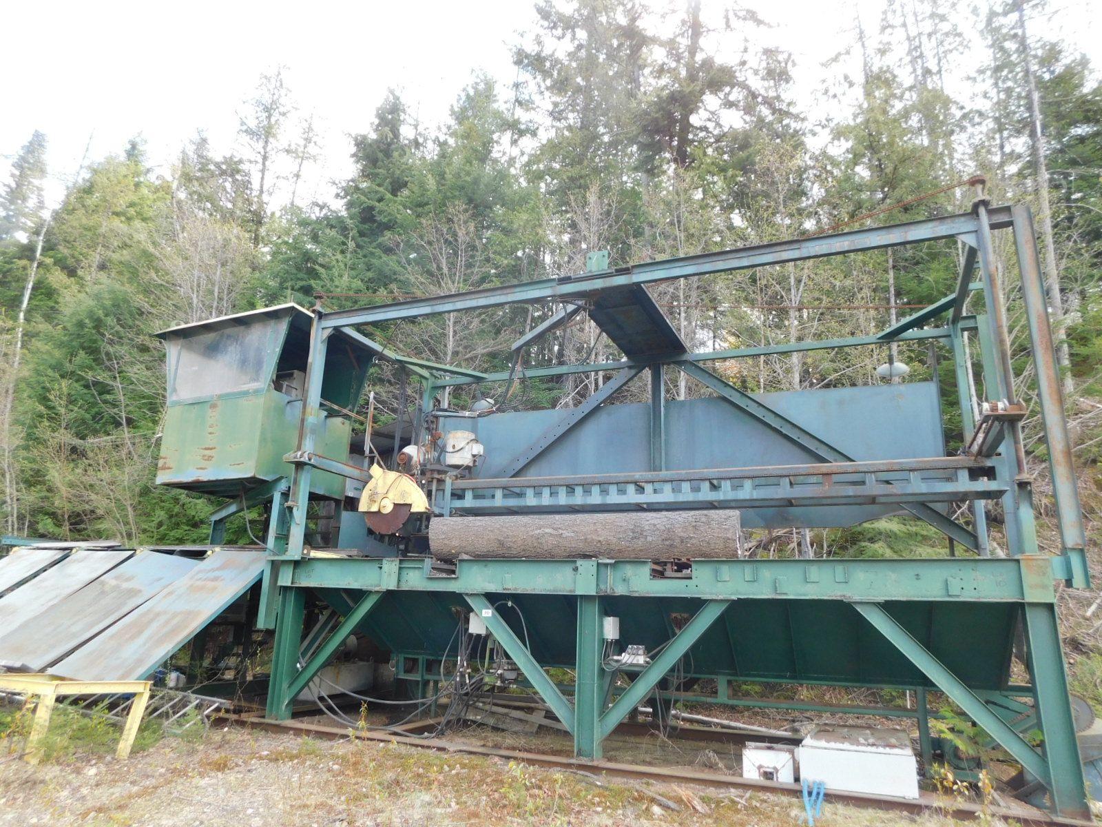 PAST Auction- Pole Peeling Mill, Log Lathe & Sawmill 