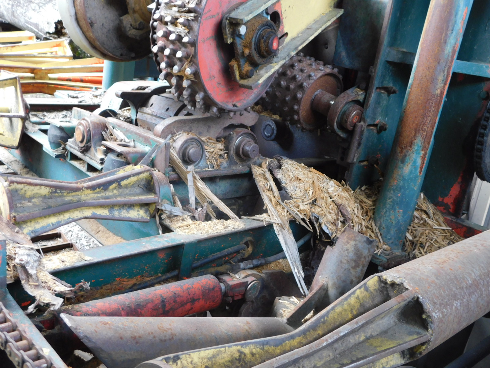 PAST Auction- Pole Peeling Mill, Log Lathe & Sawmill 