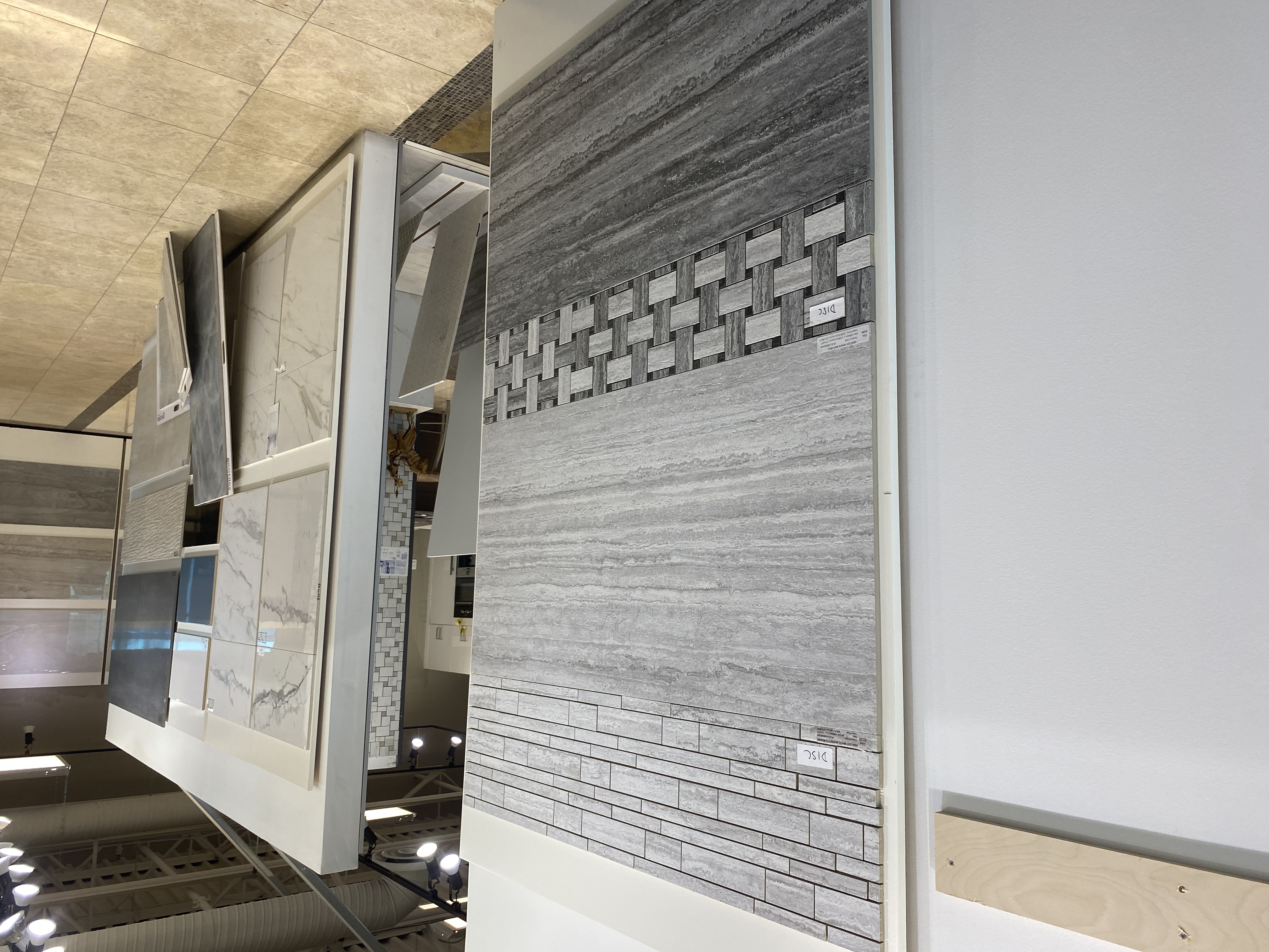 PAST Auction- Major Supplier & Fabricator of Tile & Slabs