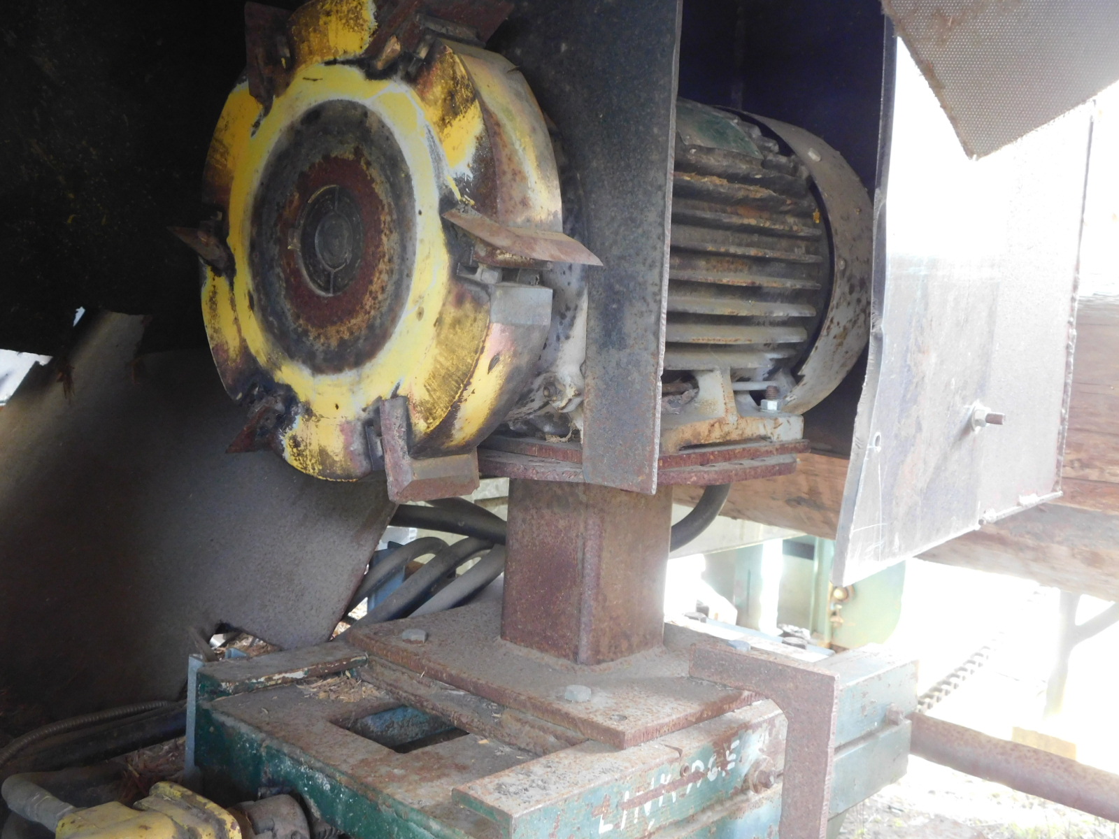 PAST Auction- Pole Peeling Mill, Log Lathe & Sawmill 