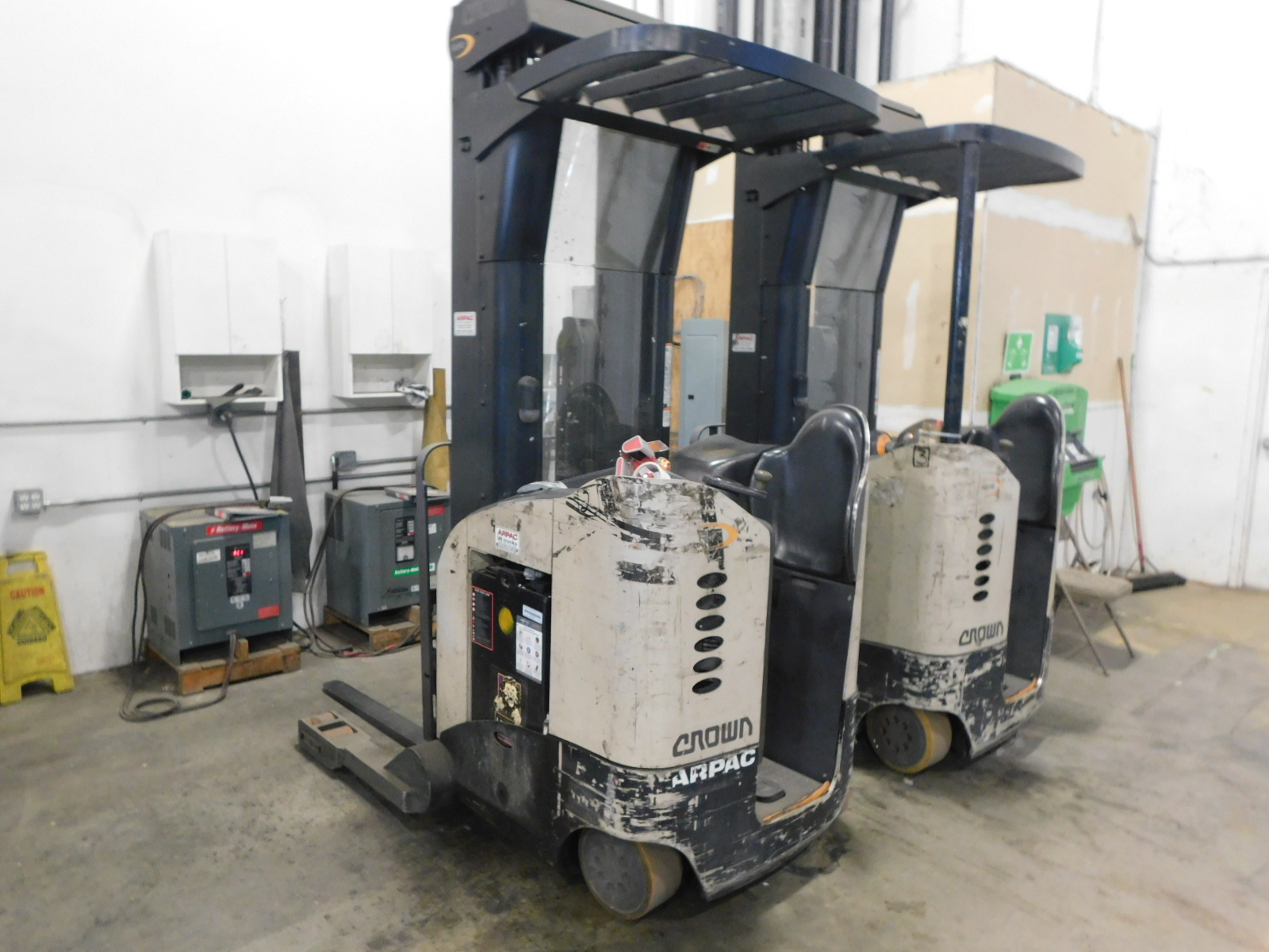 PAST Auction- Euro-Rite Cabinets 