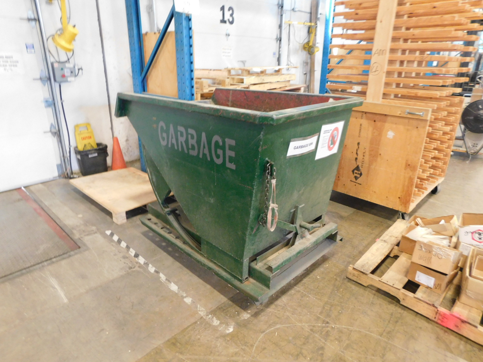 PAST Auction- Euro-Rite Cabinets 