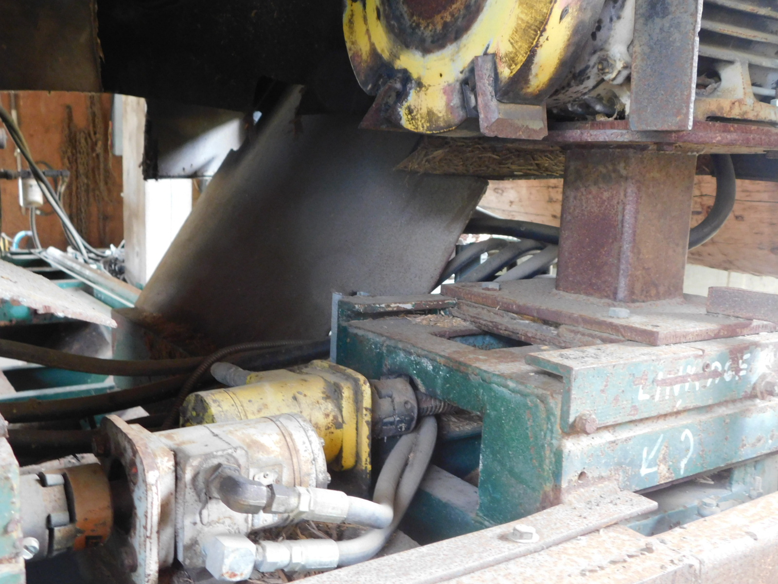 PAST Auction- Pole Peeling Mill, Log Lathe & Sawmill 