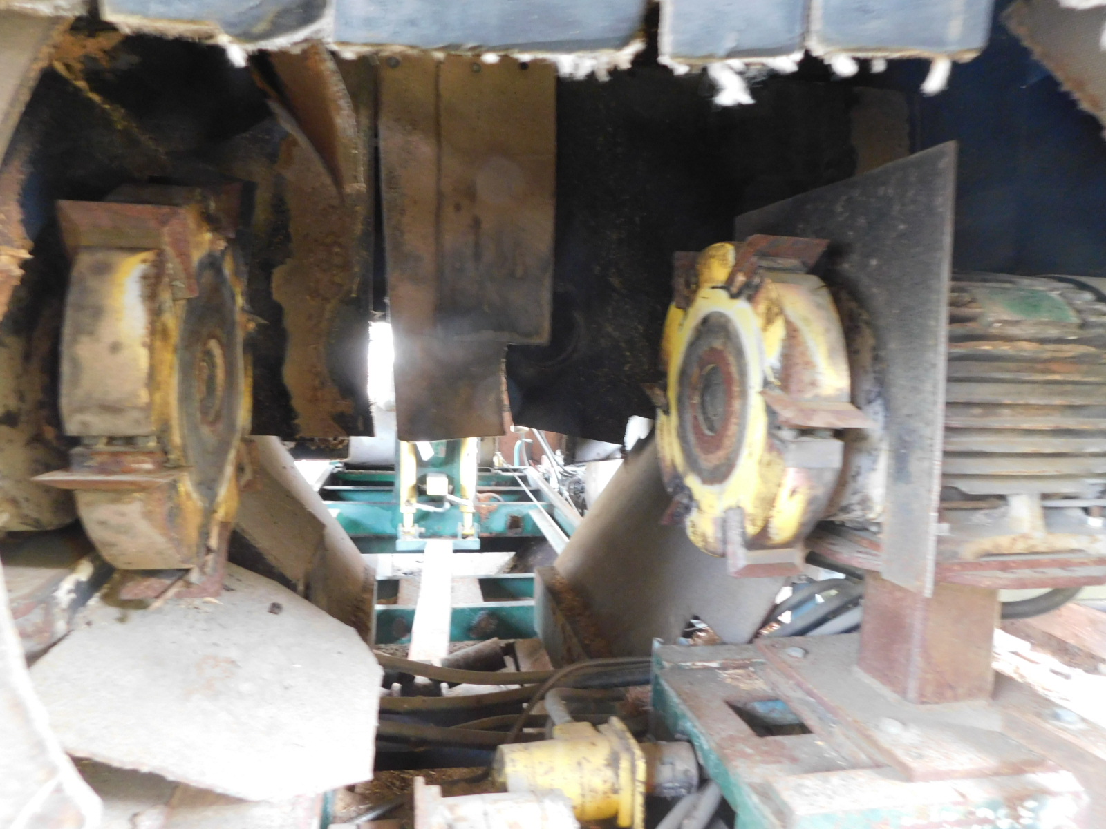 PAST Auction- Pole Peeling Mill, Log Lathe & Sawmill 