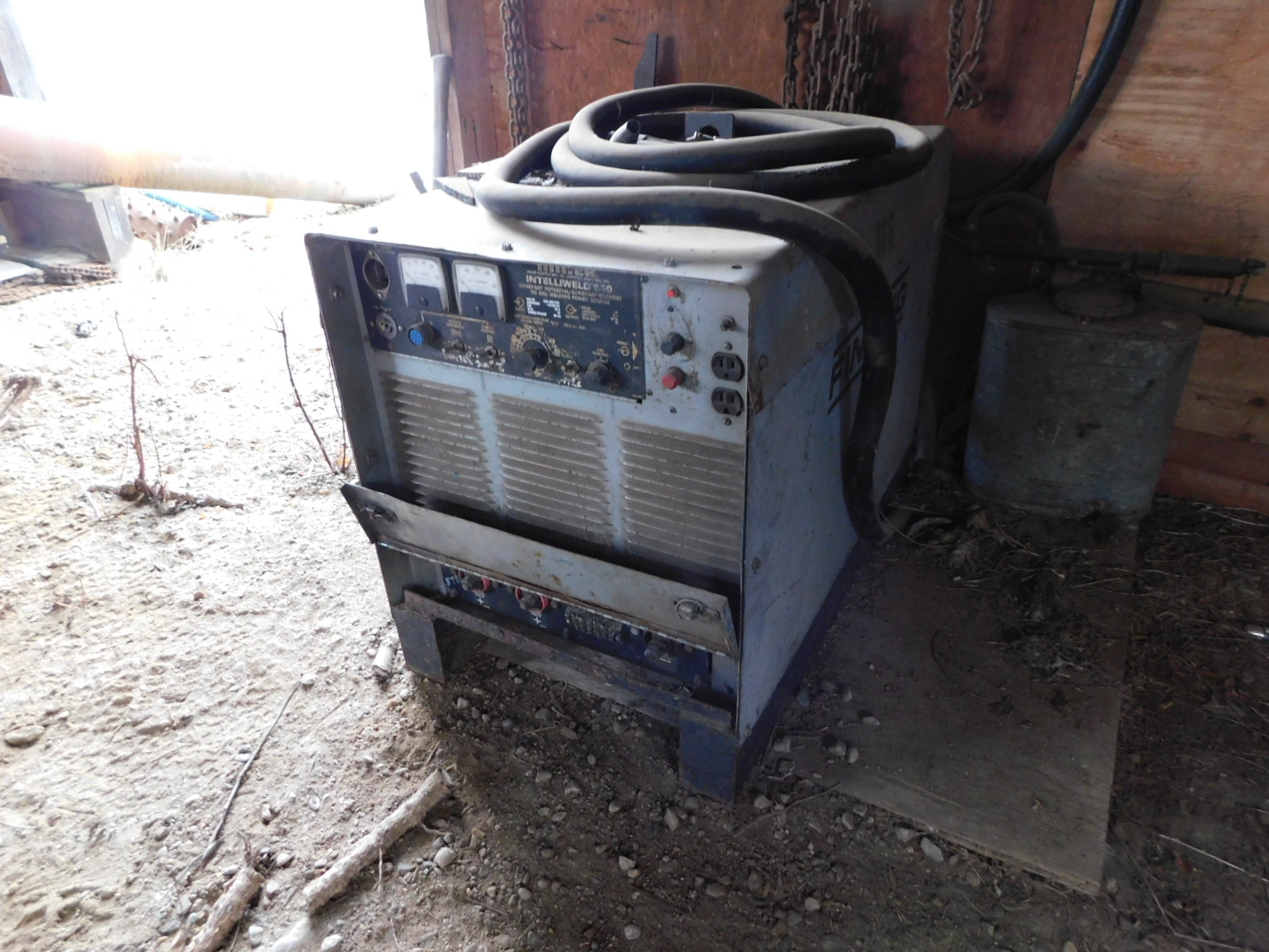 PAST Auction- Pole Peeling Mill, Log Lathe & Sawmill 