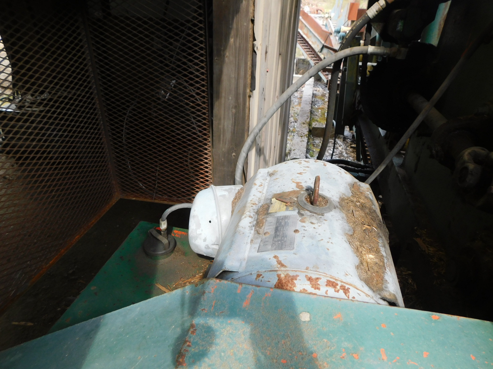 PAST Auction- Pole Peeling Mill, Log Lathe & Sawmill 