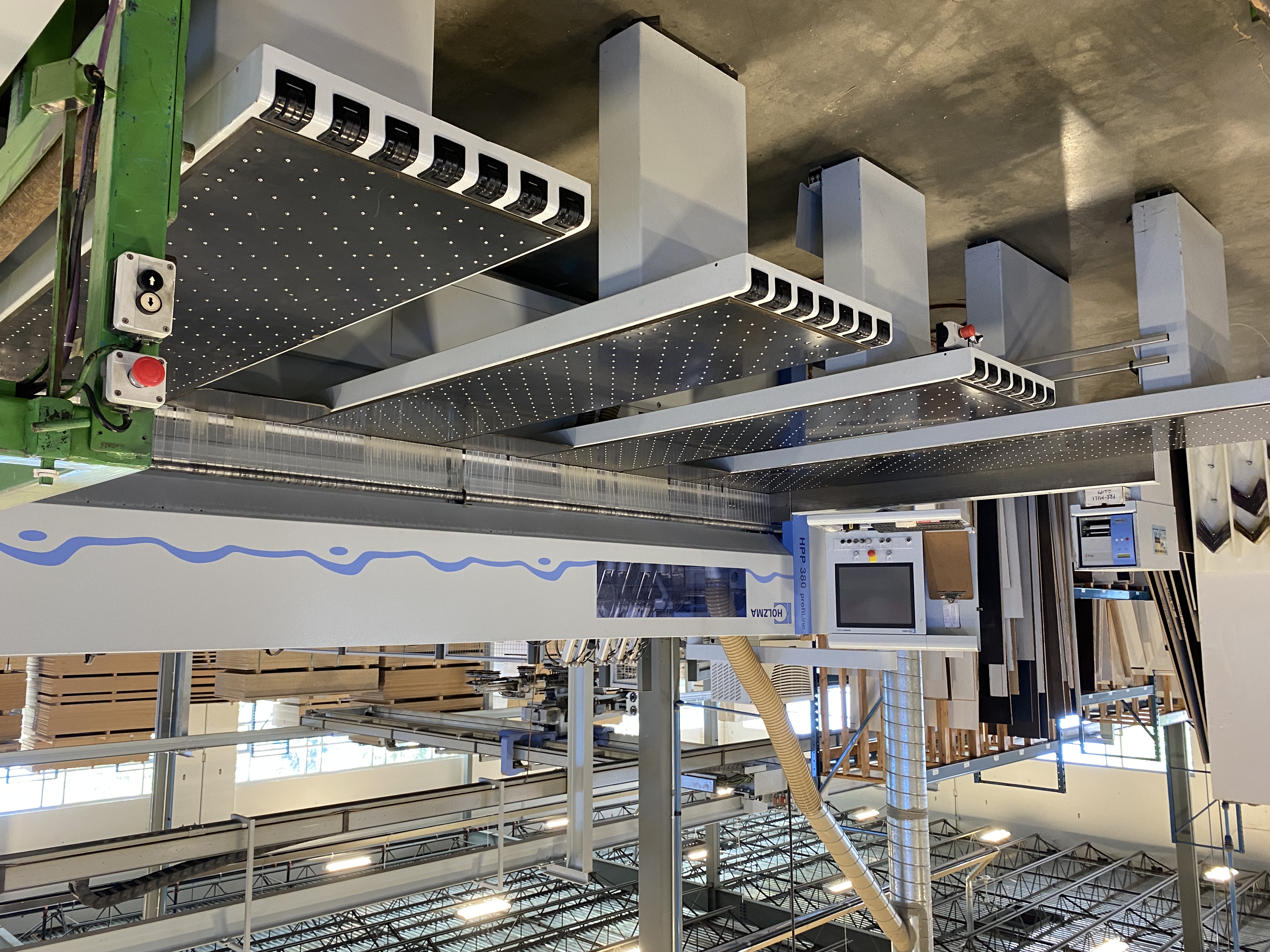 PAST Auction- Euro-Rite Cabinets 