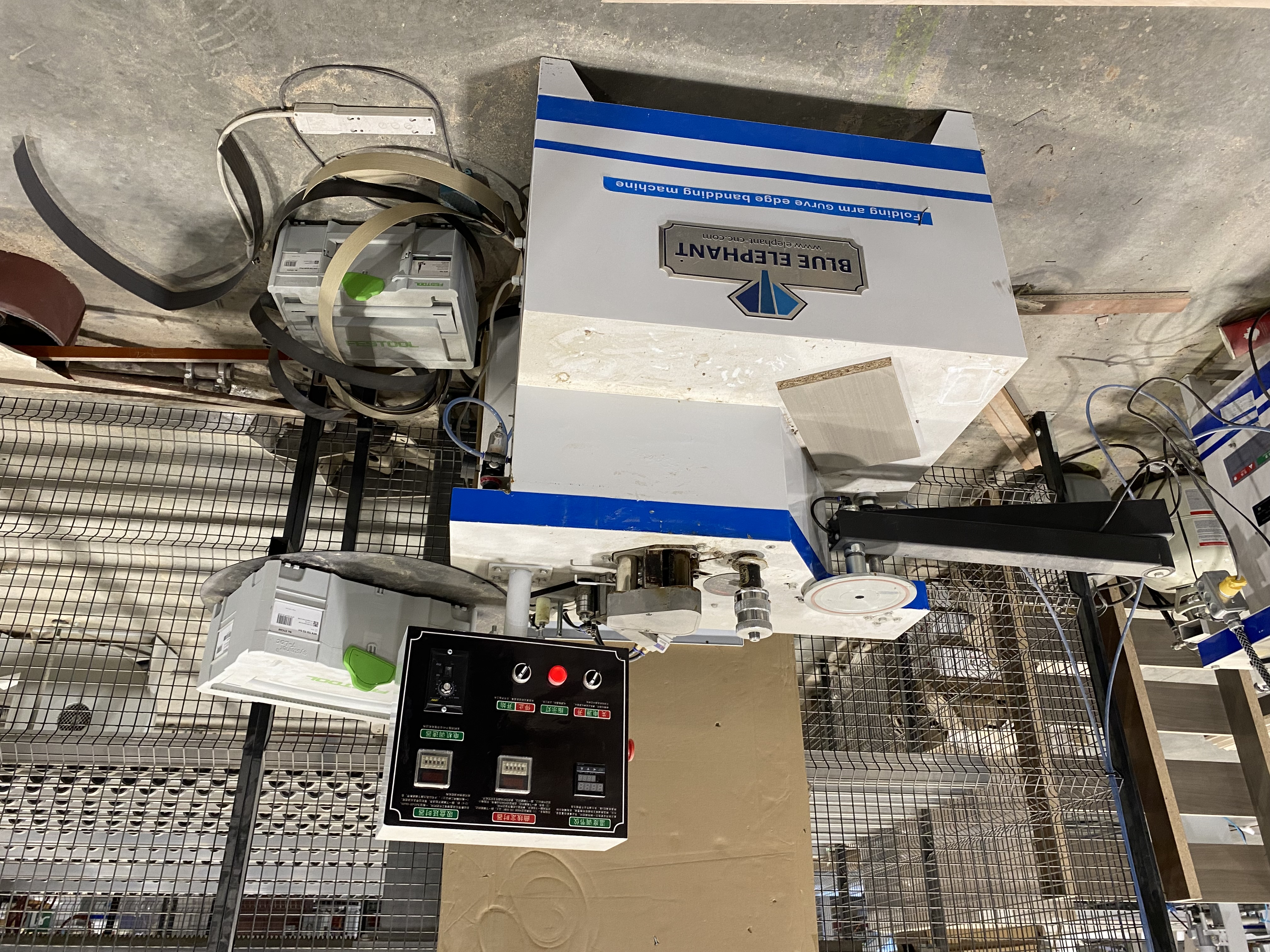 PAST AUCTION- PW MILLWORKS & DESIGN INC.