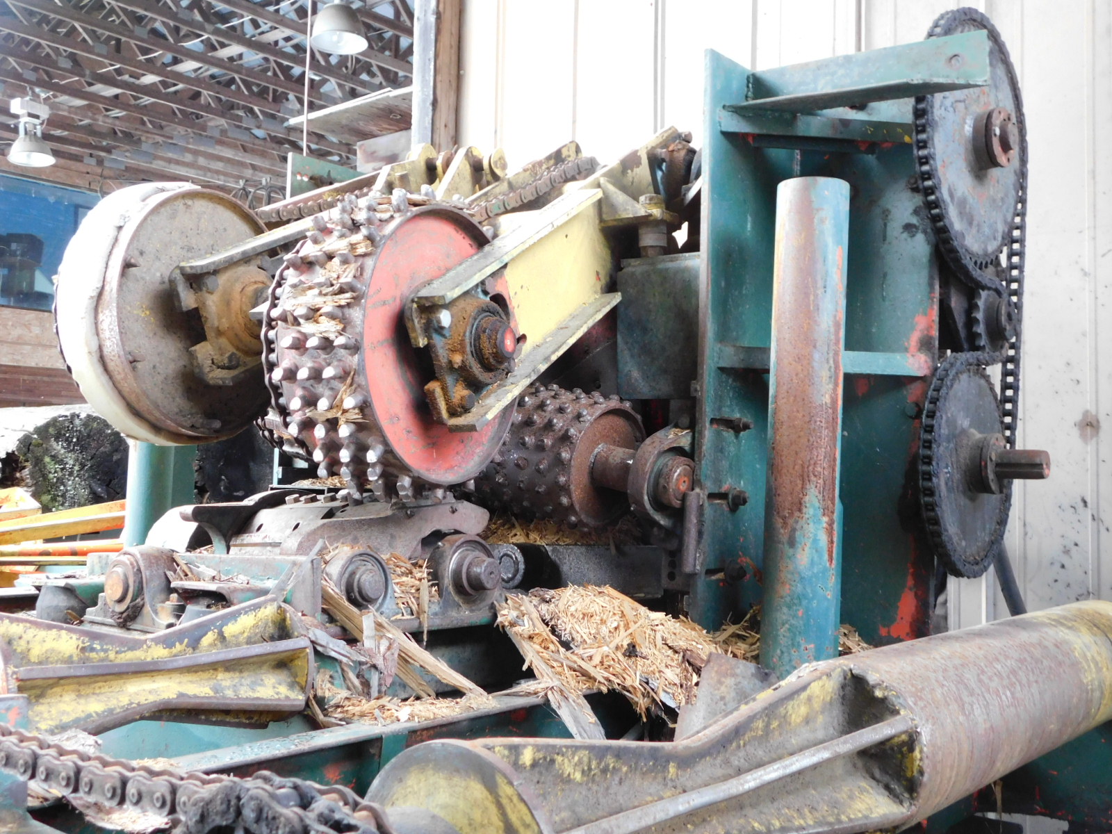 PAST Auction- Pole Peeling Mill, Log Lathe & Sawmill 