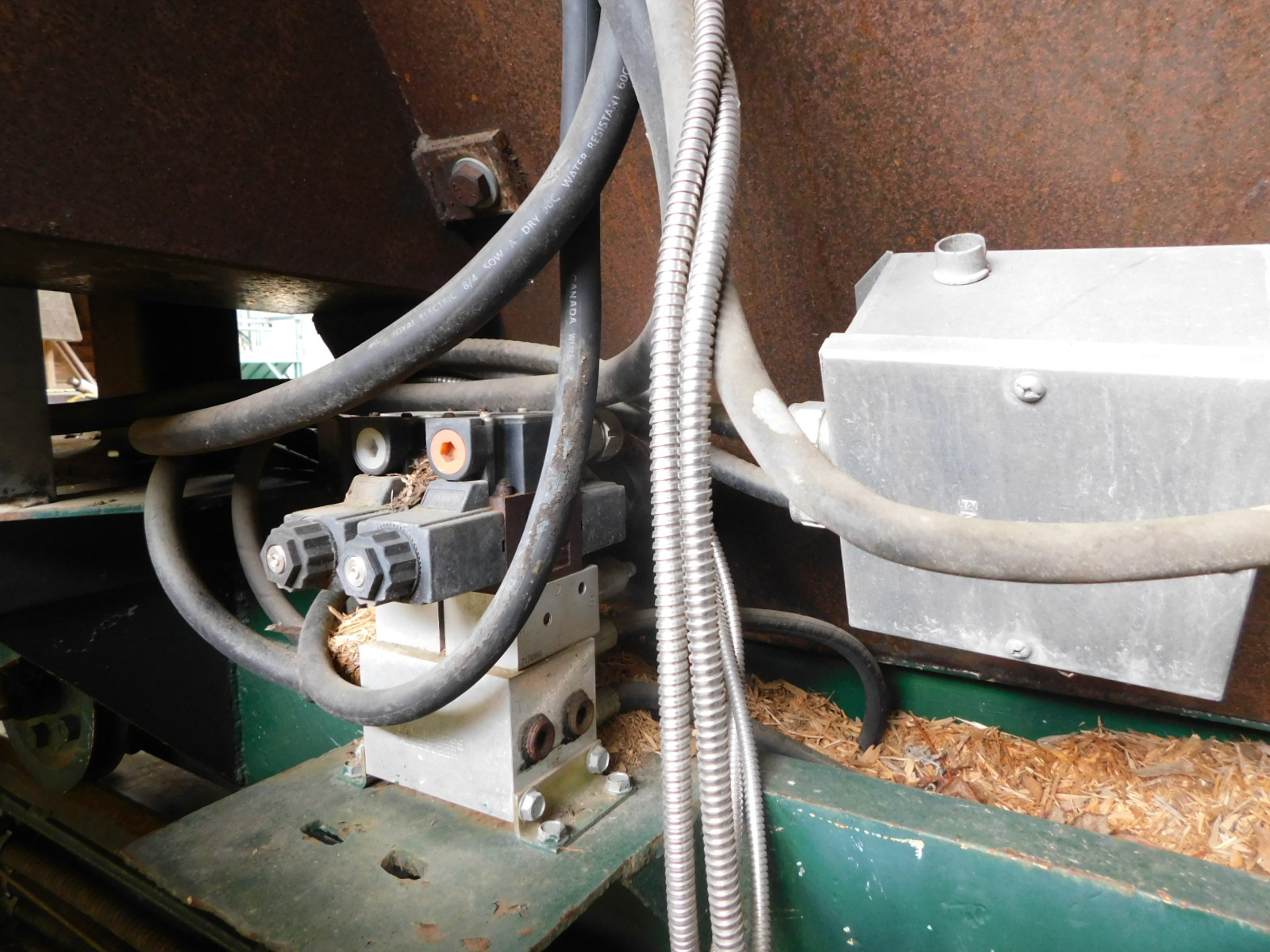 PAST Auction- Pole Peeling Mill, Log Lathe & Sawmill 