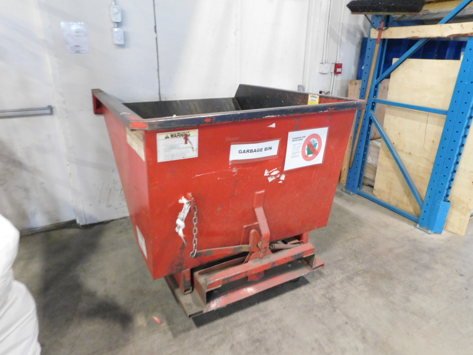 PAST Auction- Euro-Rite Cabinets 