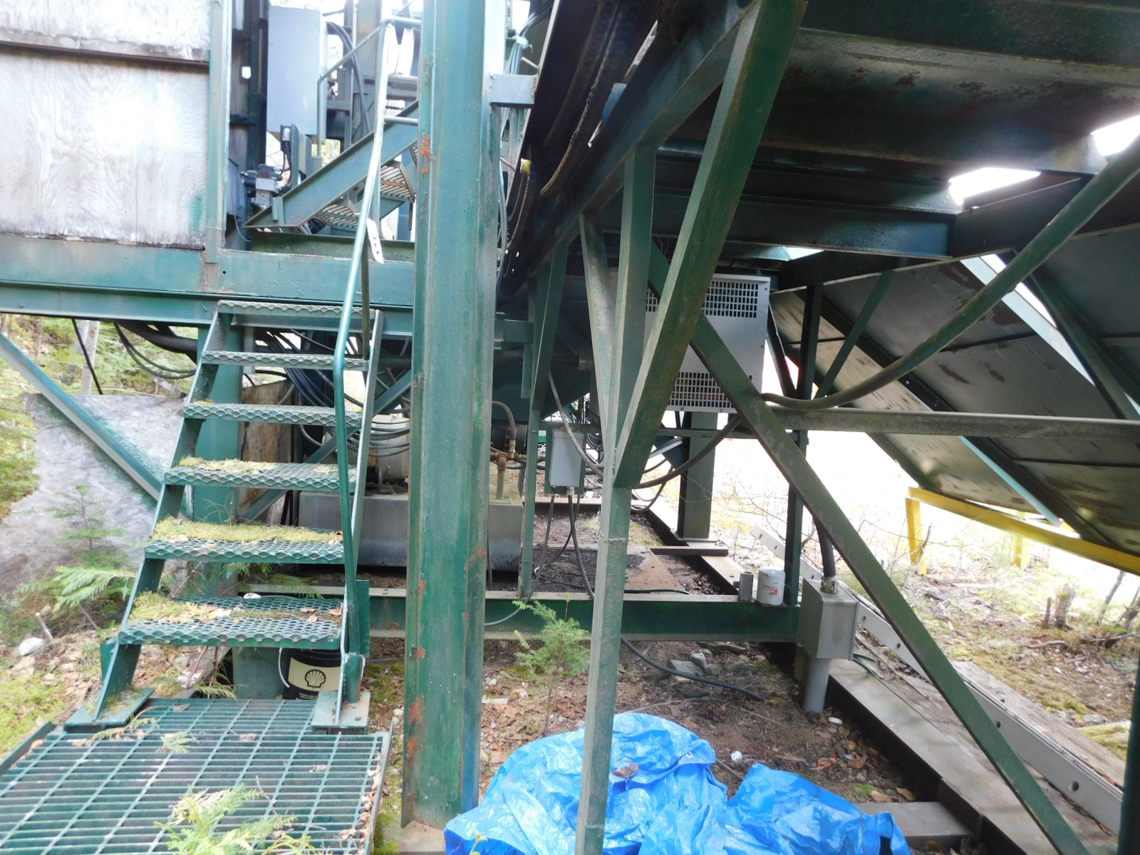 PAST Auction- Pole Peeling Mill, Log Lathe & Sawmill 