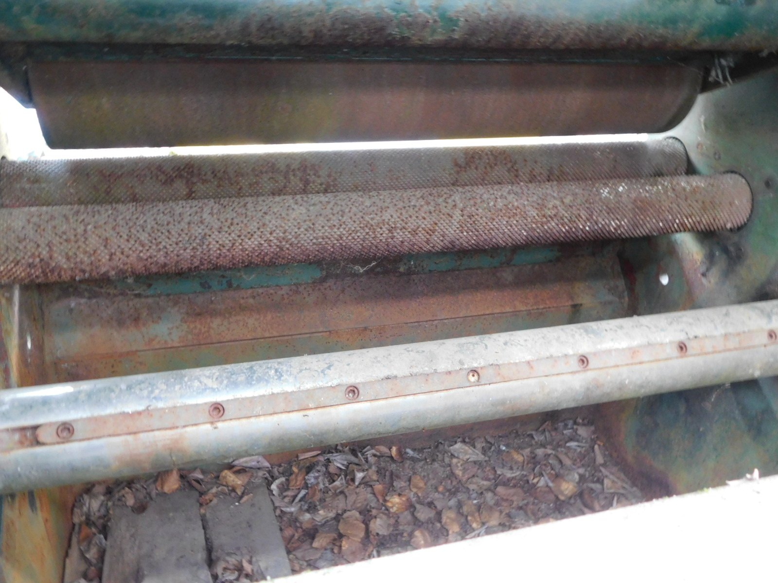 PAST Auction- Pole Peeling Mill, Log Lathe & Sawmill 