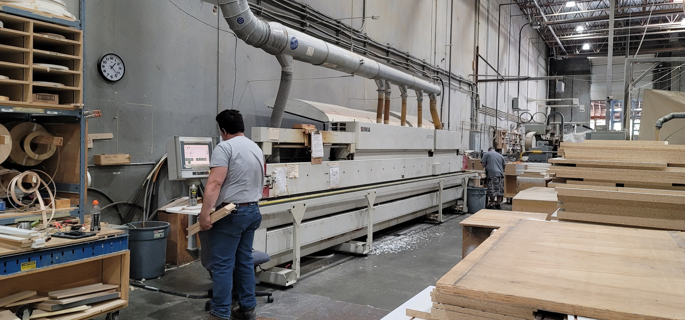 PAST Auction- Major Supplier & Fabricator of Tile & Slabs