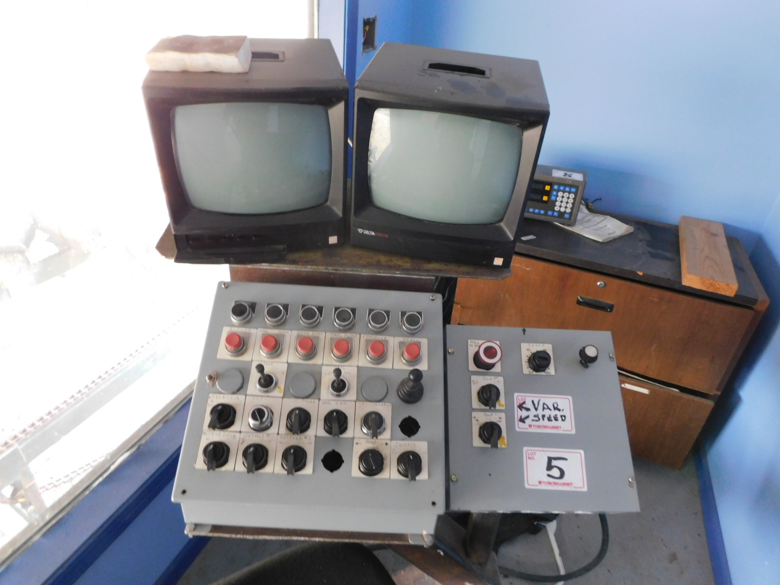 PAST Auction- Pole Peeling Mill, Log Lathe & Sawmill 