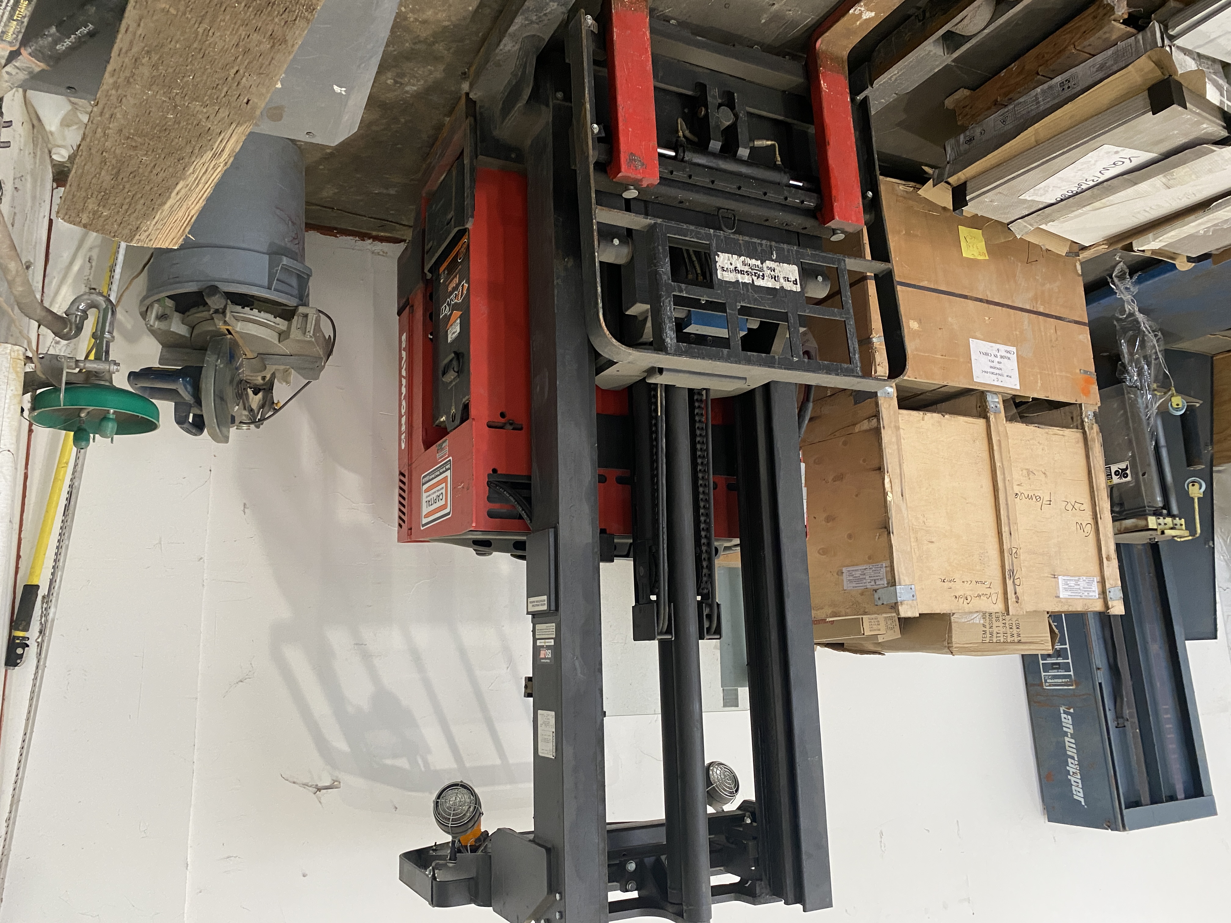 PAST Auction- Major Supplier & Fabricator of Tile & Slabs