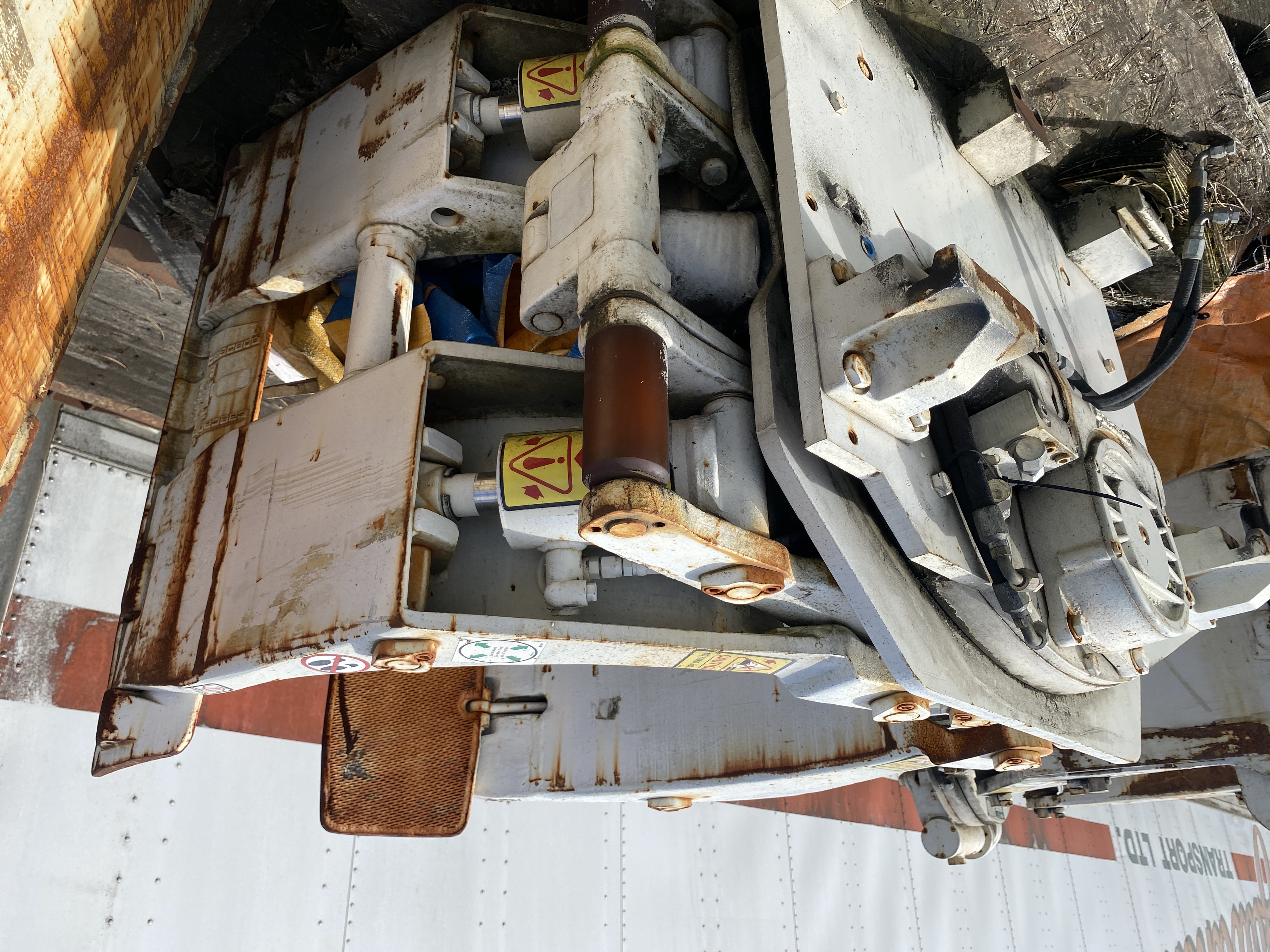 PAST Auction- Major Supplier & Fabricator of Tile & Slabs