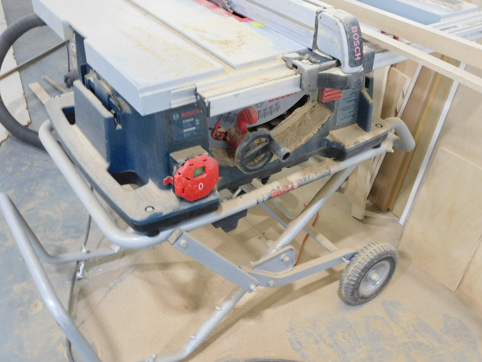 Online Auction- Alba Industries Inc. 