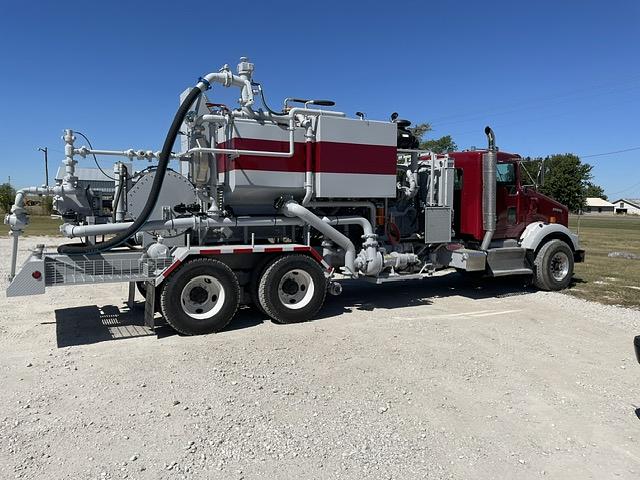 Single RCM cement pump on a body load chassis