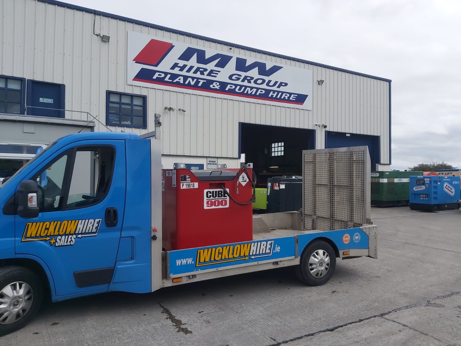 New 900L Fuel Cube Diesel Bowser SOLD... to a hire company in Wicklow... Customer Collecting 