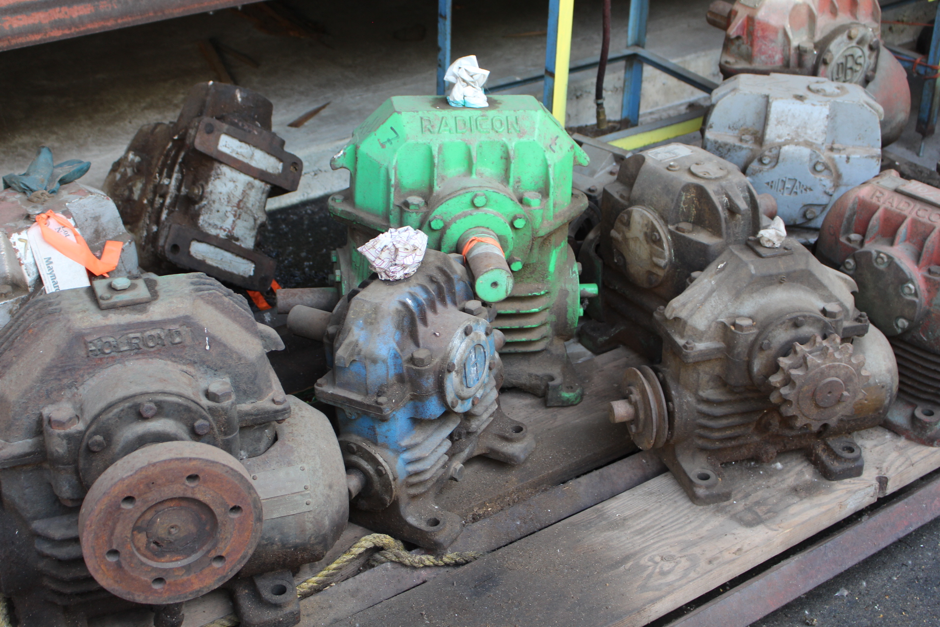 PAST AUCTION- SILVER CREEK PREMIUM PRODUCTS & MISSION SHAKE & SHINGLES 