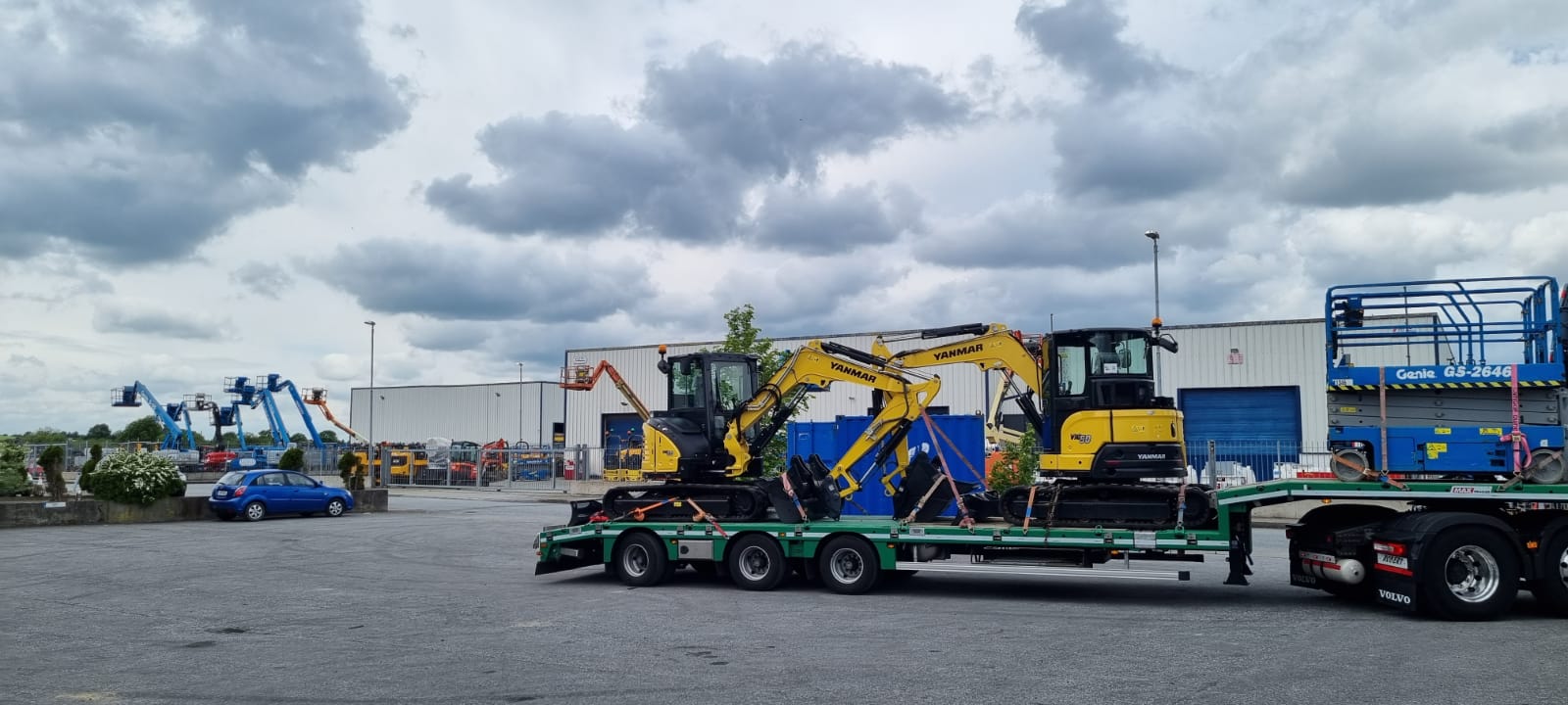2x Ex Rental 5 Ton Yanmars and 2x Ex Rental Genie GS2646 SOLD.... Heading for the Netherlands 