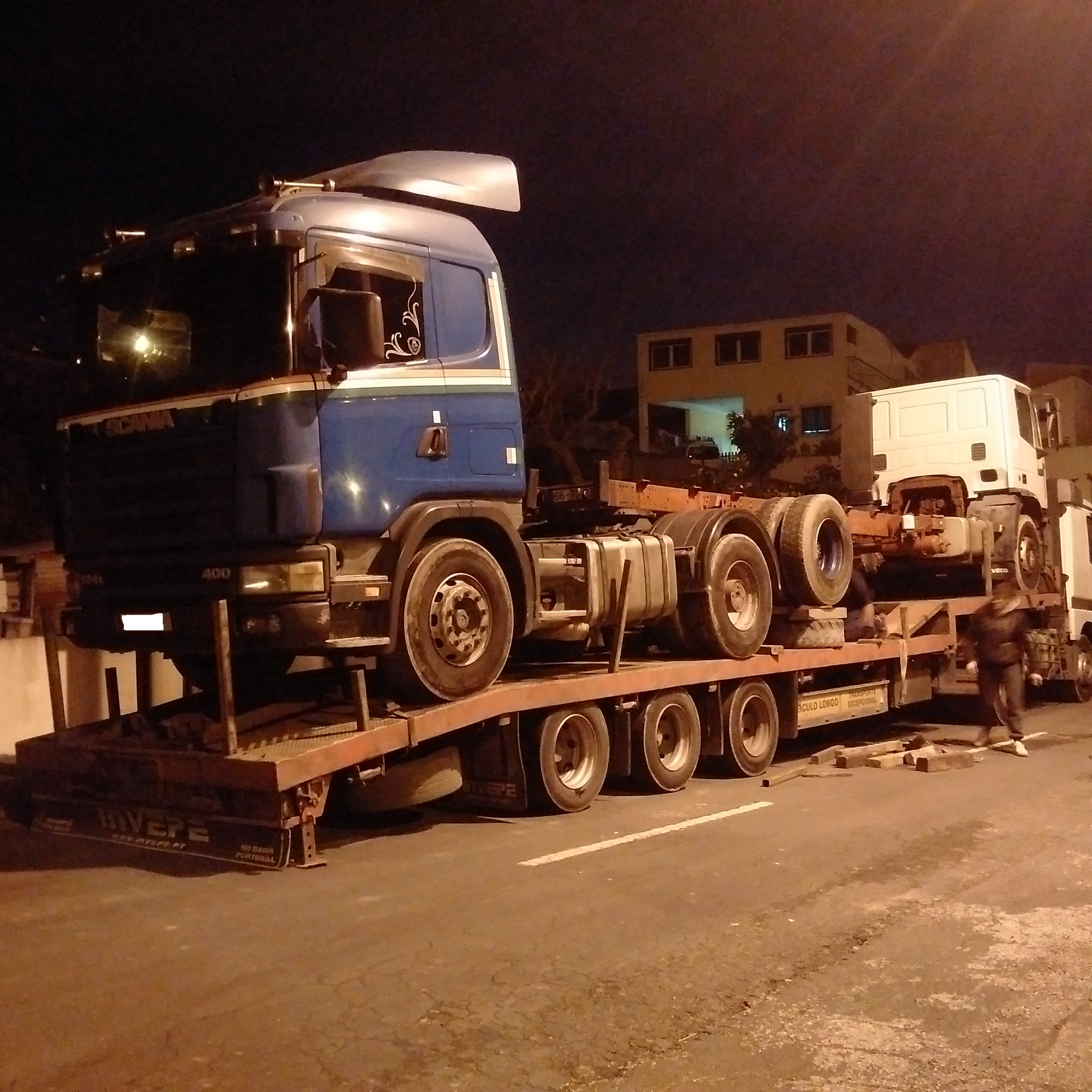 Loading & delivery. Destination: Lagos - Nigeria.