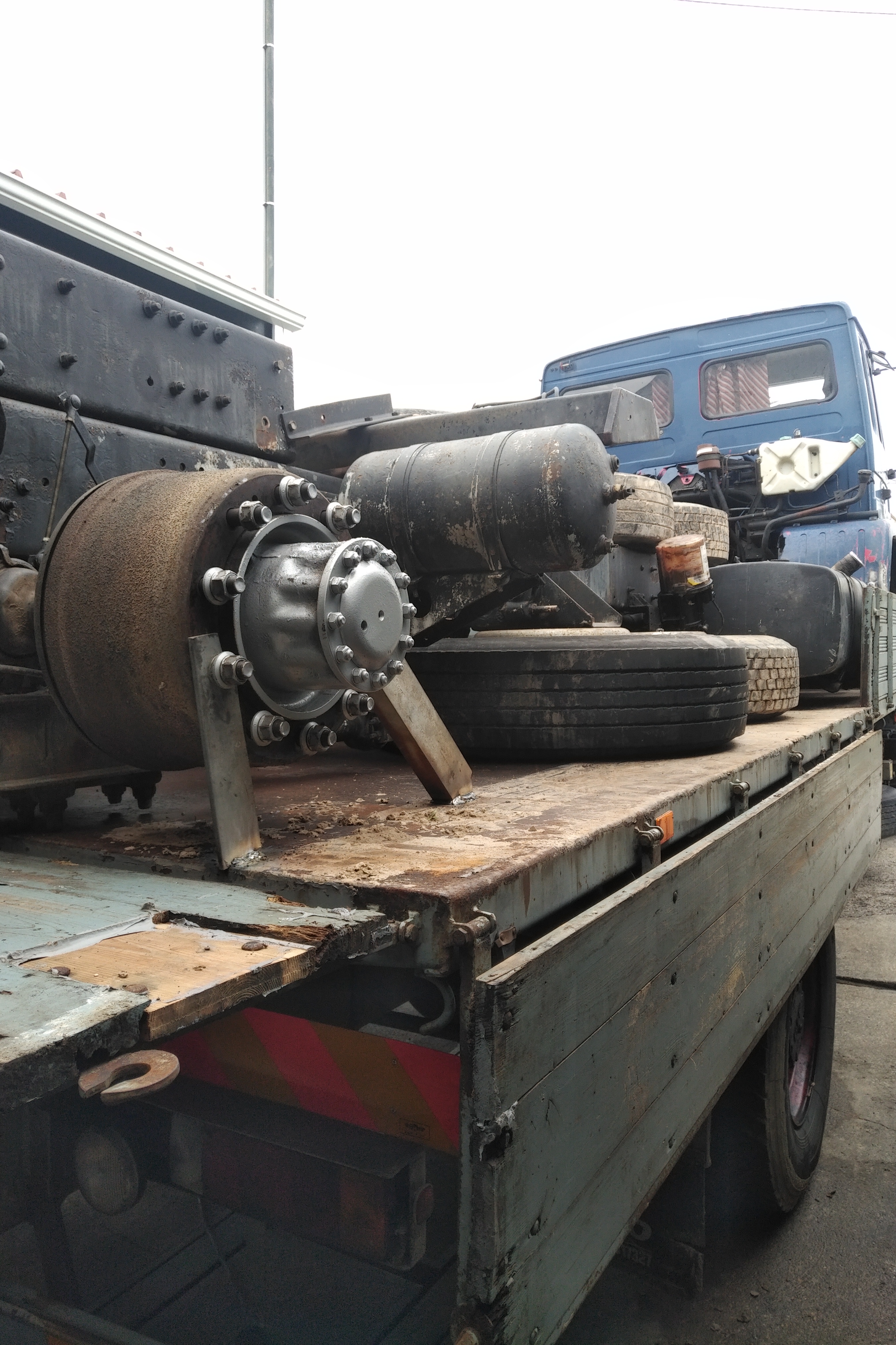 Transport & Shipping to Lagos - Nigeria.