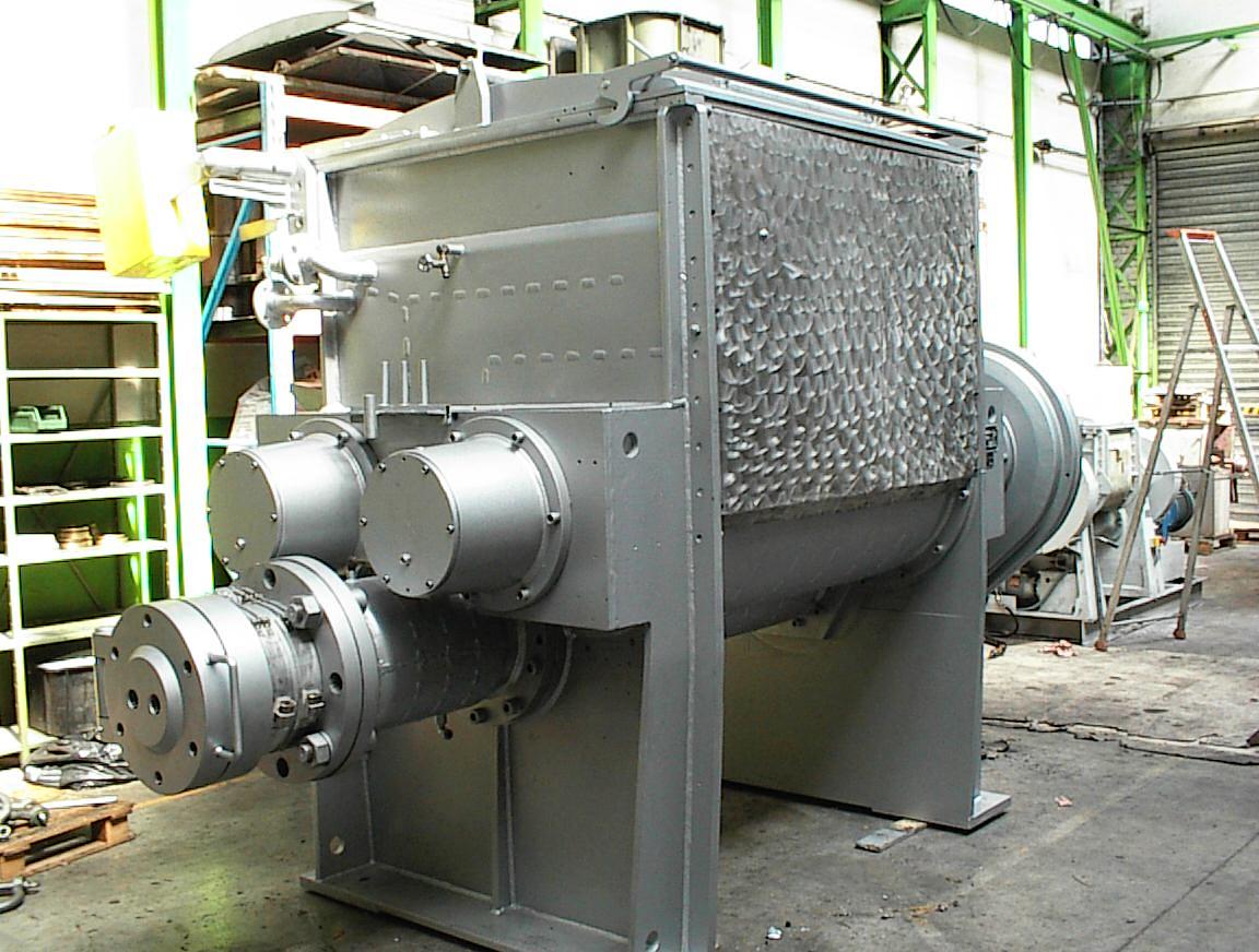 double arm mixer 1.jpeg