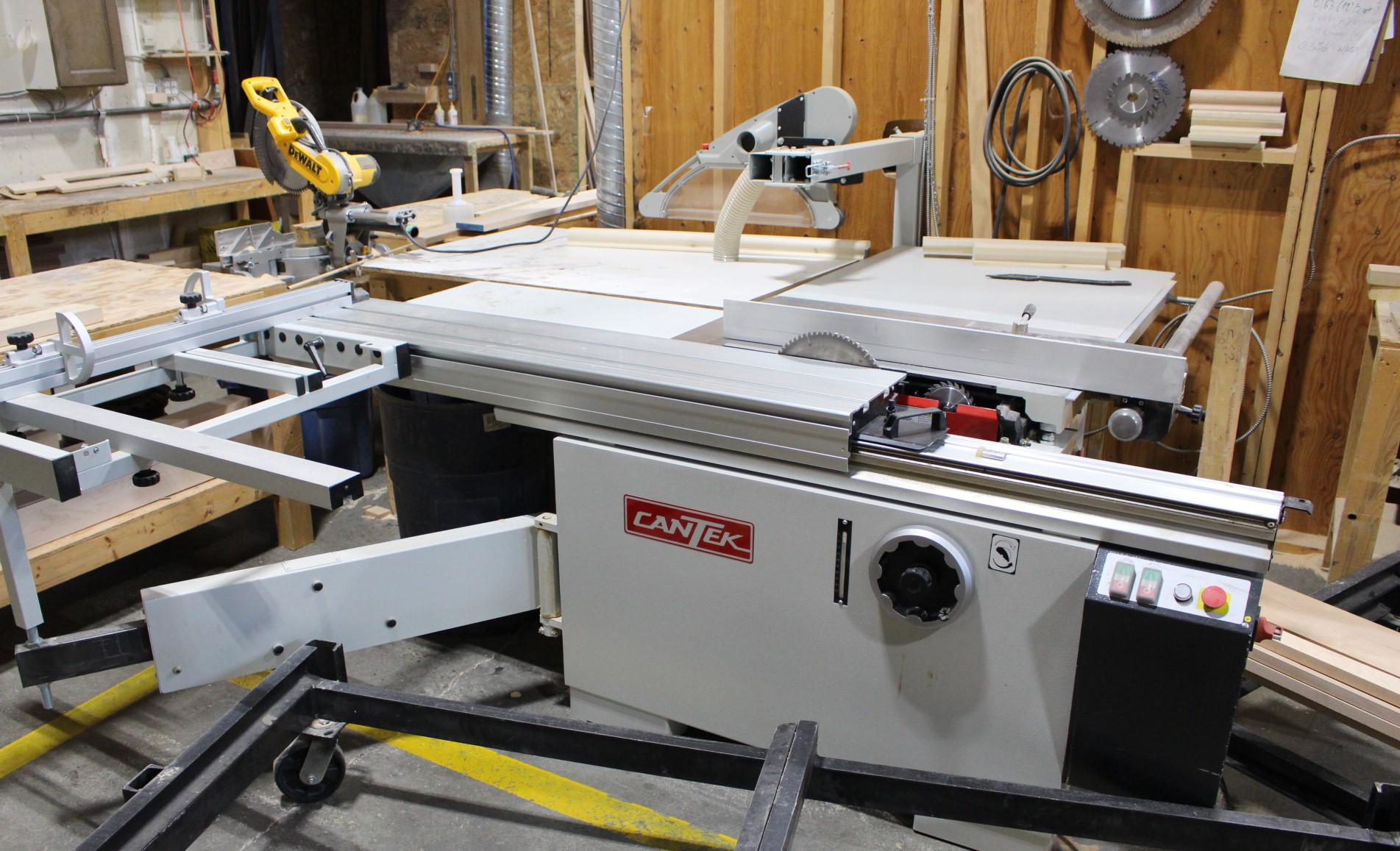 Past Auction- Semantic Moulding & Railing Auction 