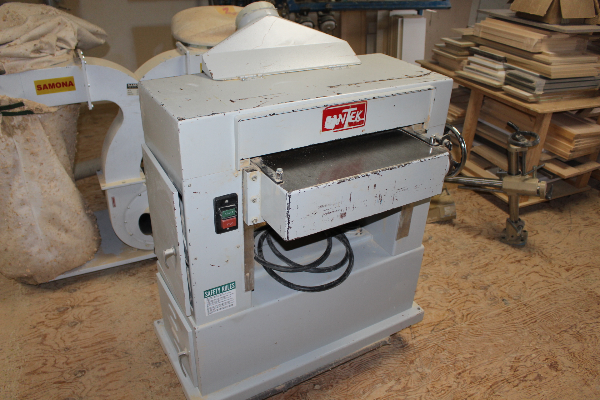 PAST AUCTION- Auction- Quickway Kitchen Cabinets 