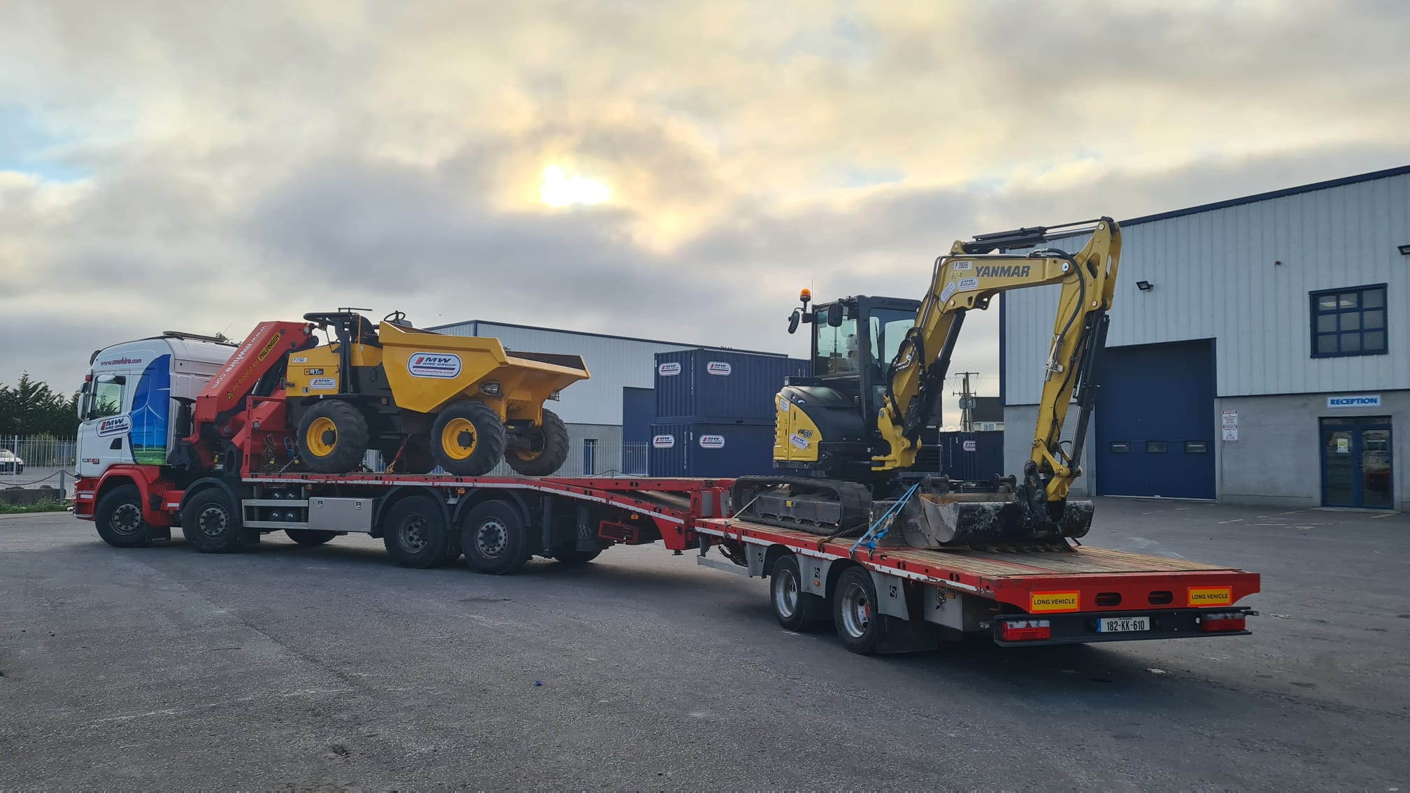 JCB 9 ton Dumper and 5 ton Yanmar heading away on a rental job