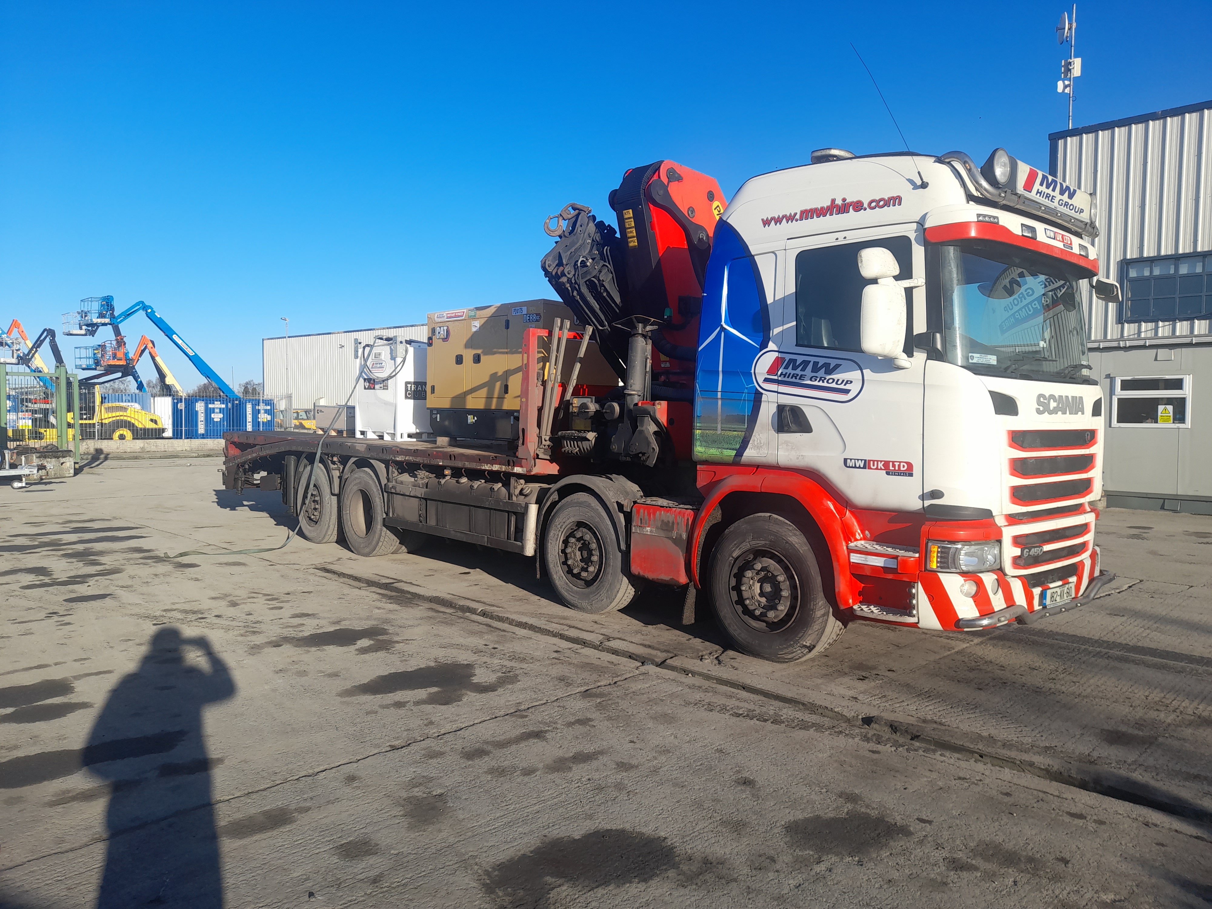 New Caterpllar DE88, 1,000ltr fuel tank and AMF SOLD... heading to a local customer 