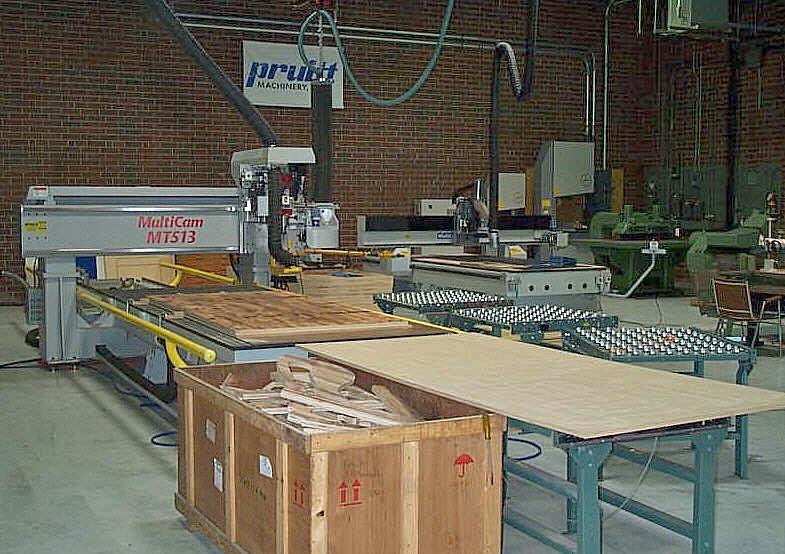 about_us -showroom-3.jpg