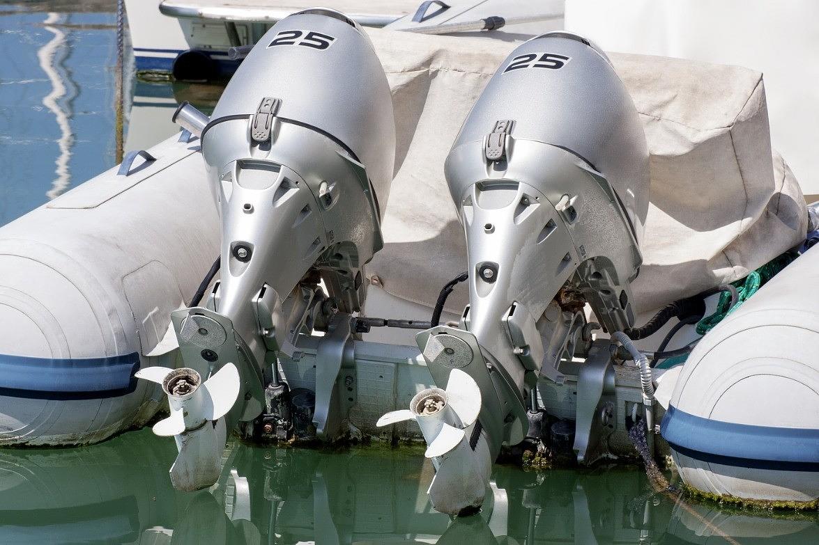 Essential Service and Maintenance Tips for an Outboard Motor