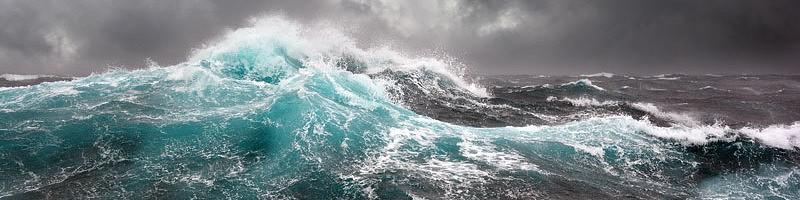 Tips For Boating In Rough Conditions