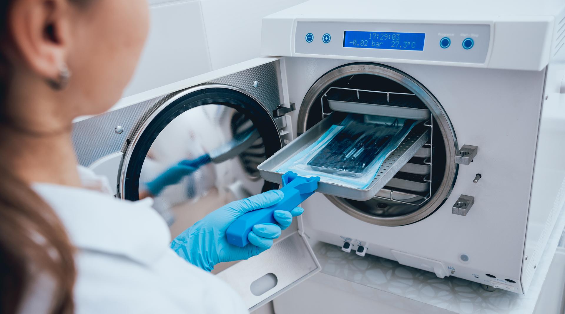 Sterilizers And Autoclaves