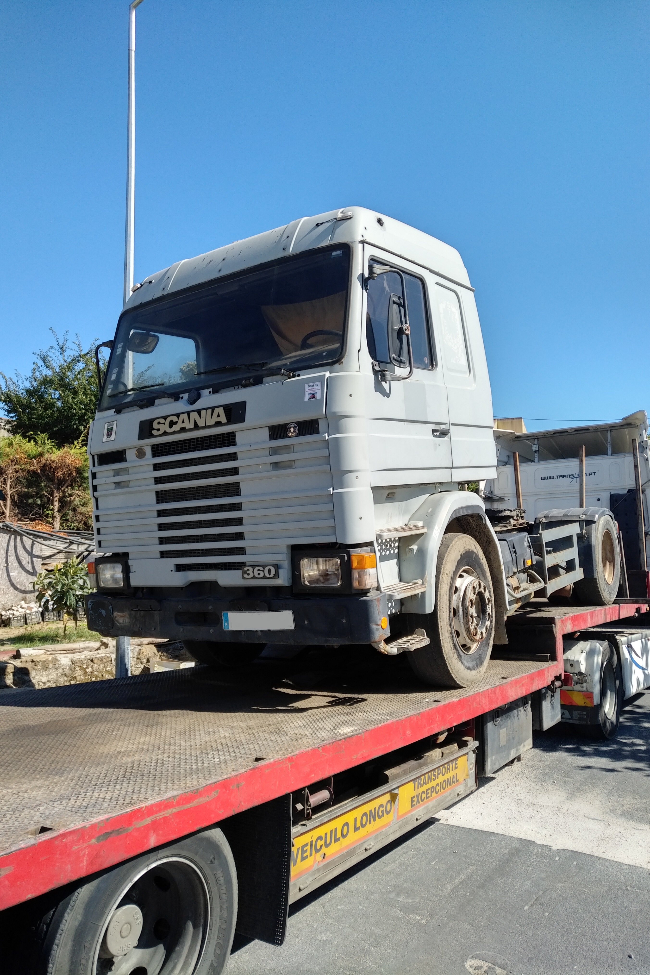 Delivery to Port. Shipping to Freetown - Sierra Leone.