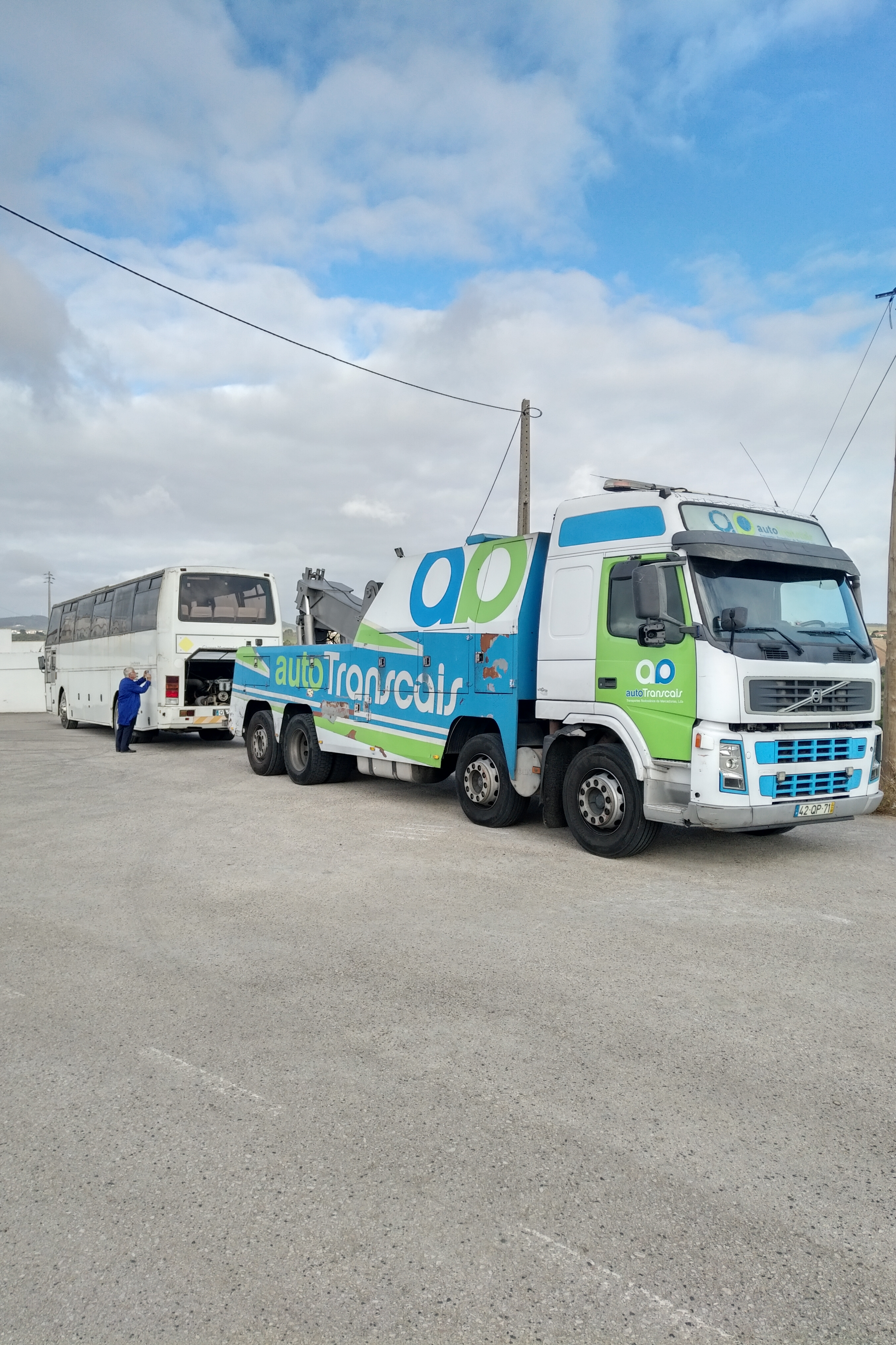 Transport & Delivery of left hand drive MAN 16.290 52 seats coach bus.