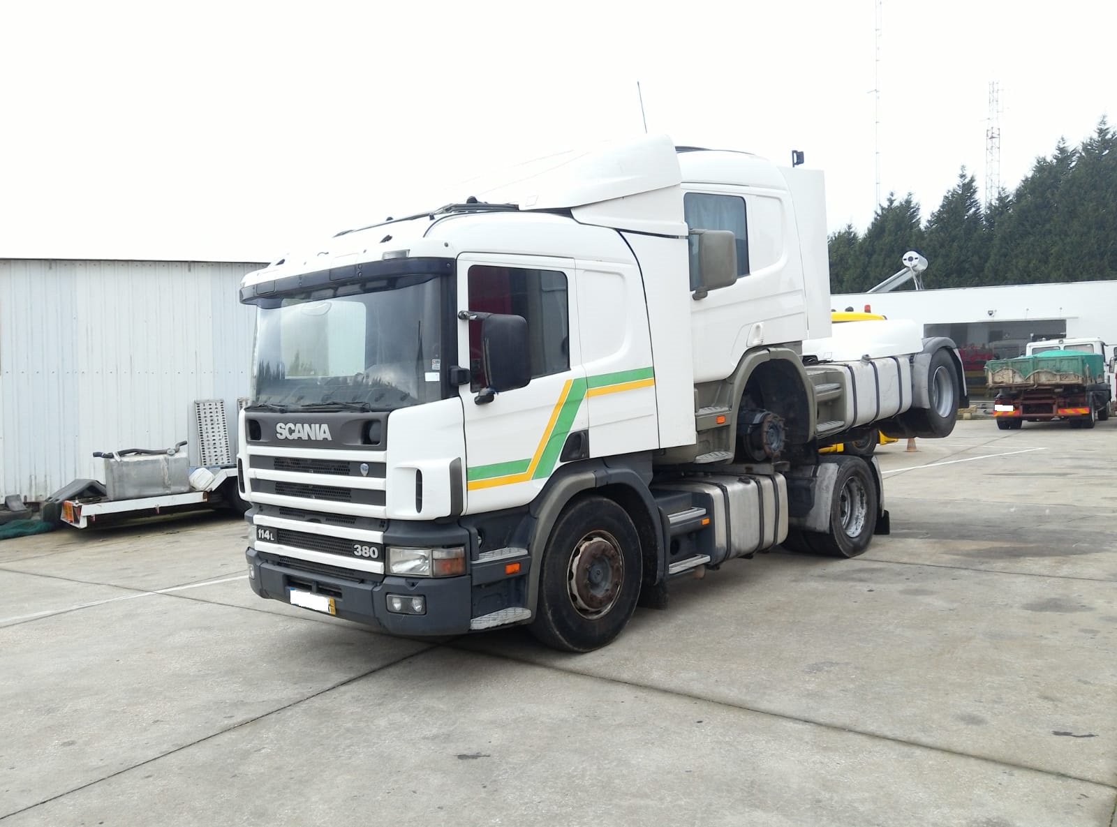 Loading & Transport. Shipping to Dar Es Salaam - Tanzania.