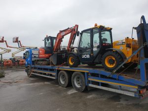 5 Tonne Excavator And 6m JCB Teleporter On It’s Way To A Job In Limerick