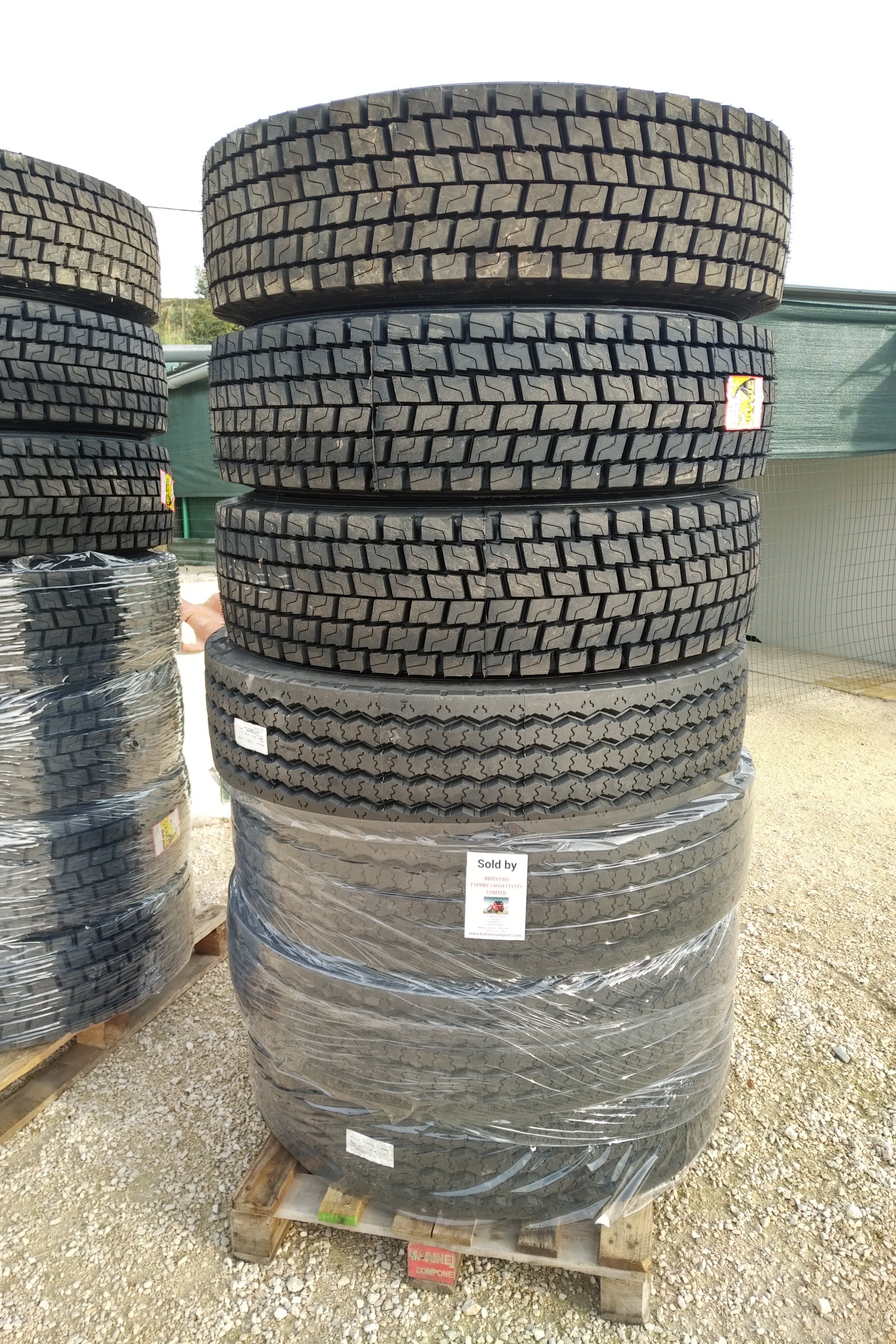 315/80R22.5 & 13R22.5 truck tyres recently sold to Douala - Cameroon.