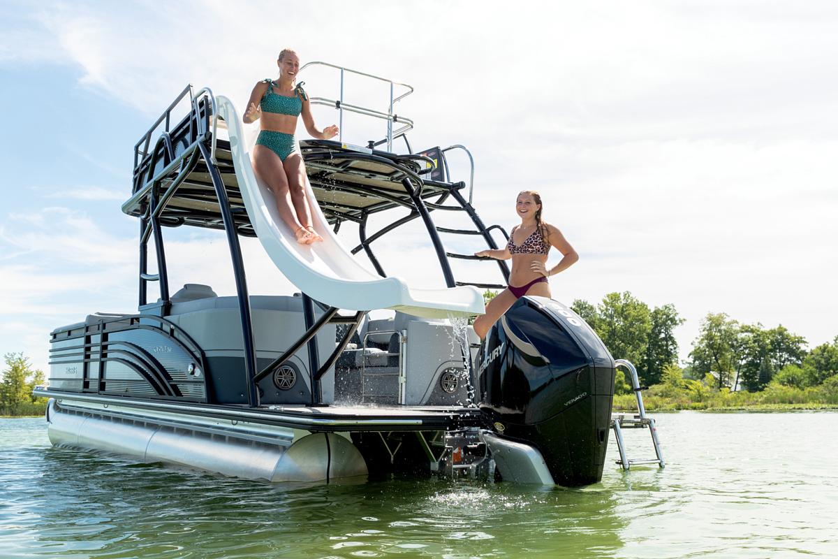 Watersports You Can Enjoy With a Pontoon Boat