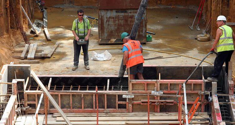 Why Hire Only Certified Concrete Pump Operators