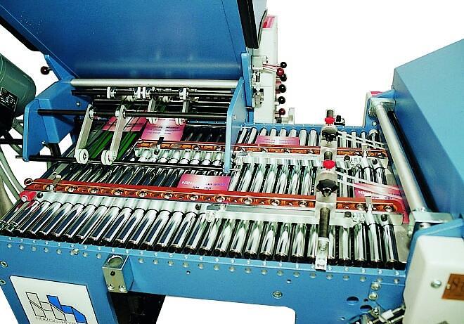 SPECIALISED FOLDING TECHNOLOGY FOR PHARMACEUTICAL LEAFLETS: H+H KL112.1 INSTALLED AT OPATISK