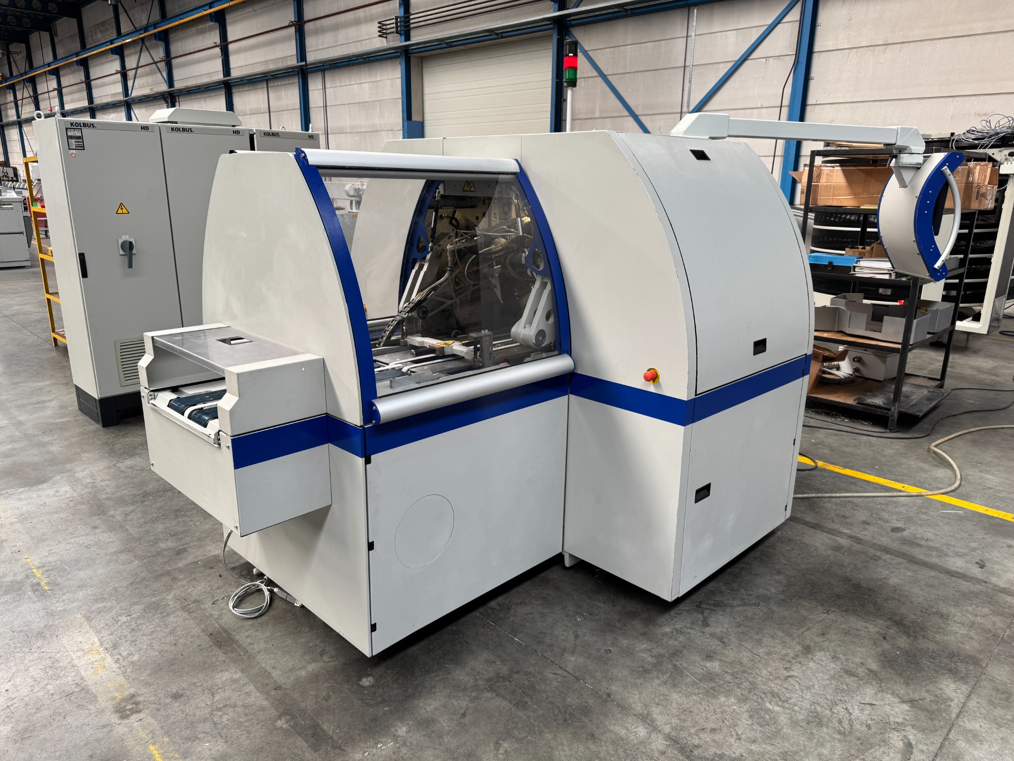 2010 - Kolbus HD 143.P Three knive timmer