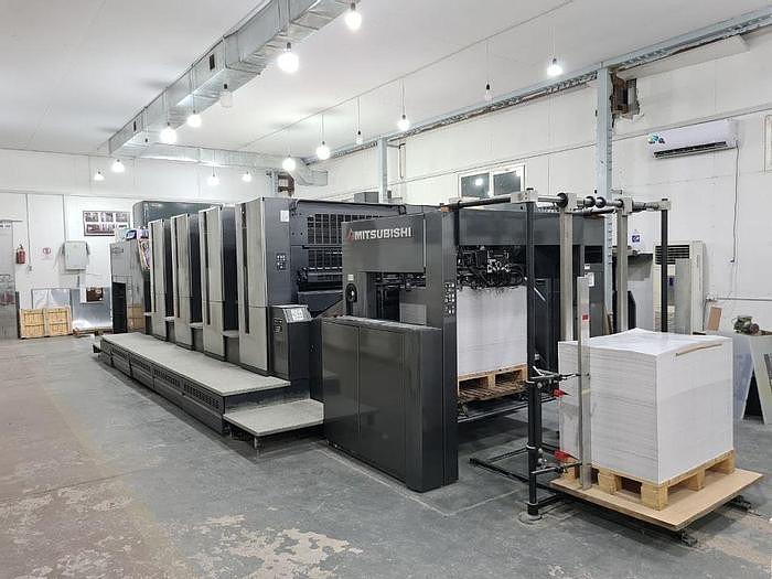 Mitsubishi V3000LS-4 (2010)